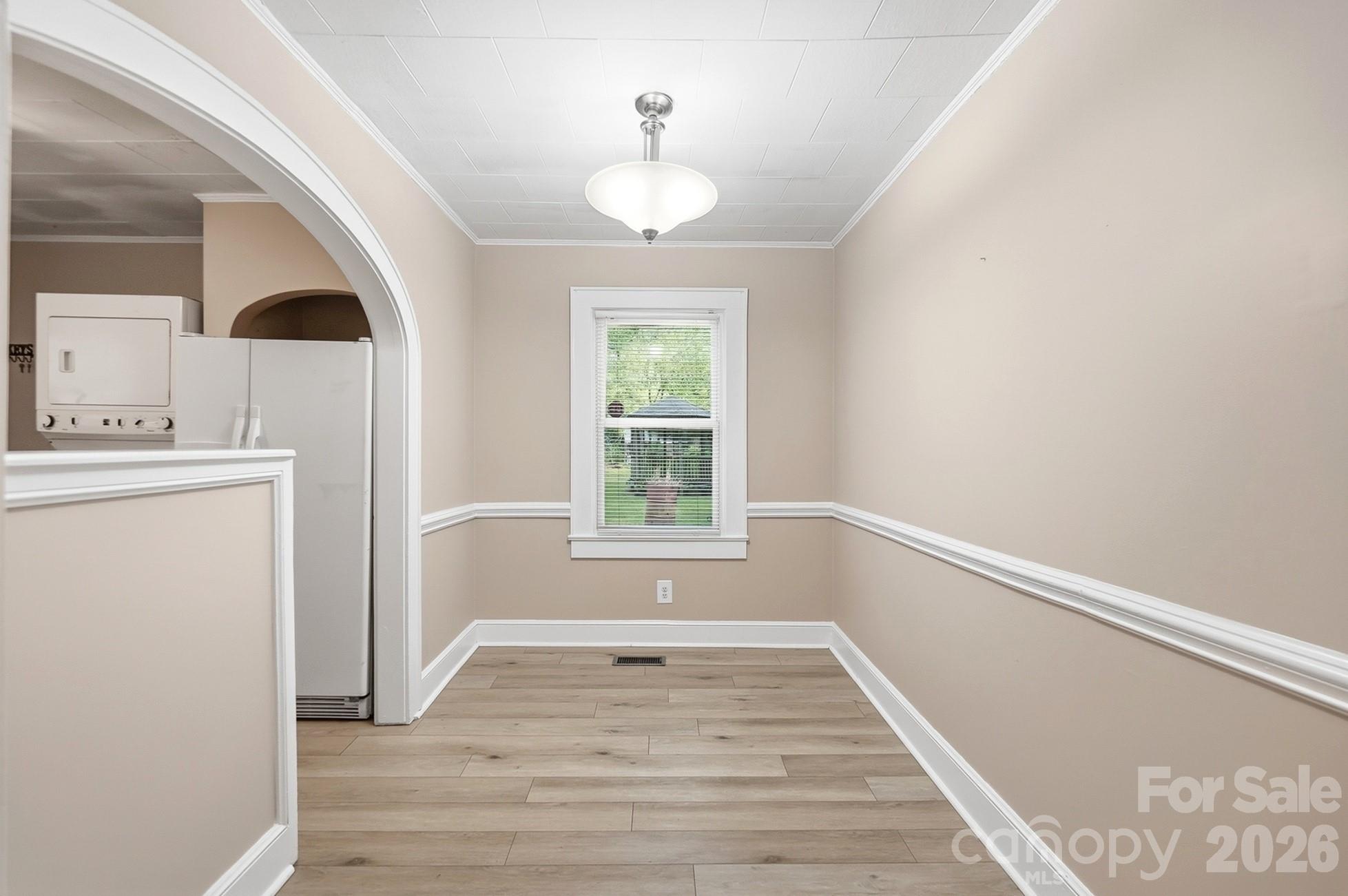 419 Jackson Street Property Photo 9