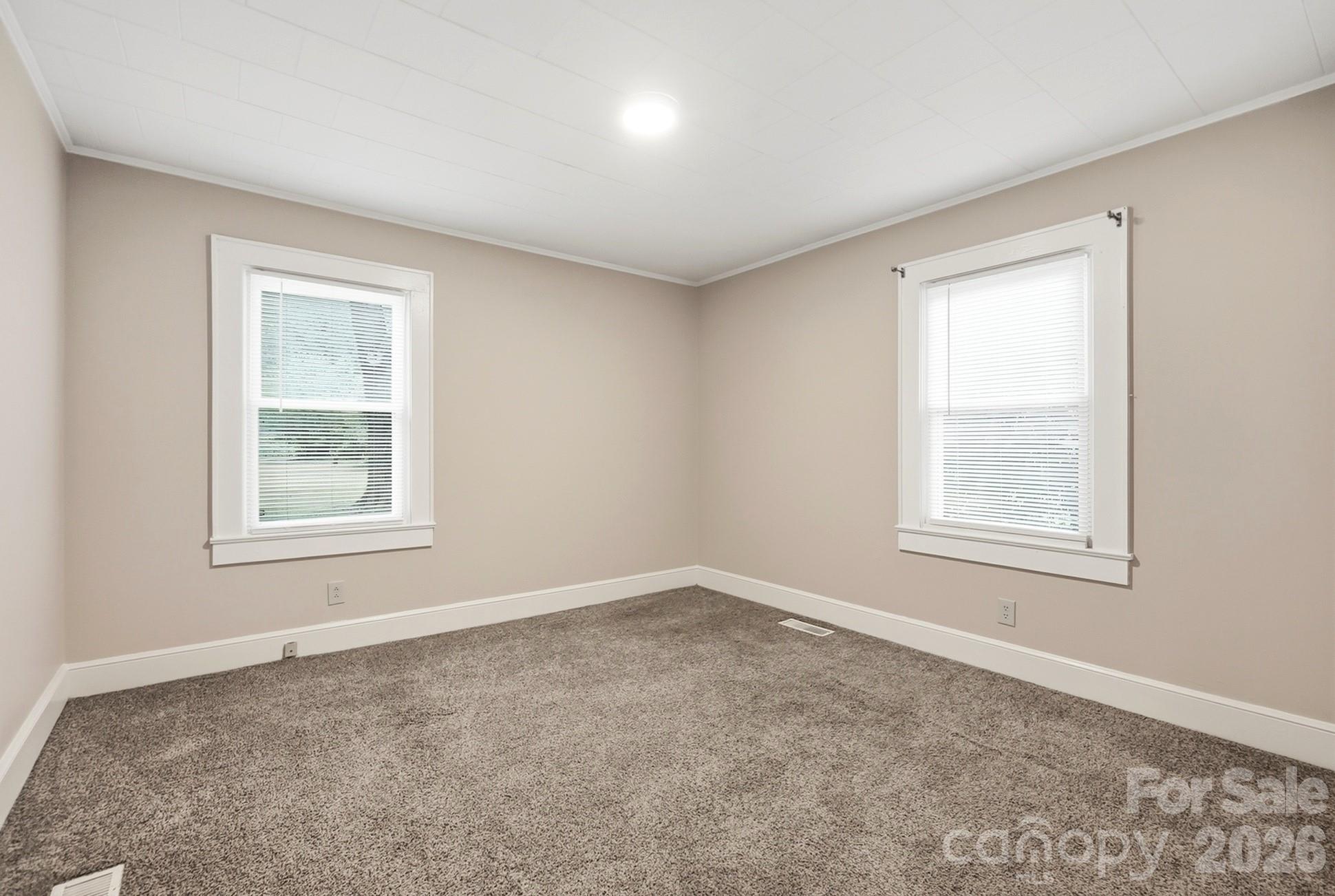 419 Jackson Street Property Photo 27