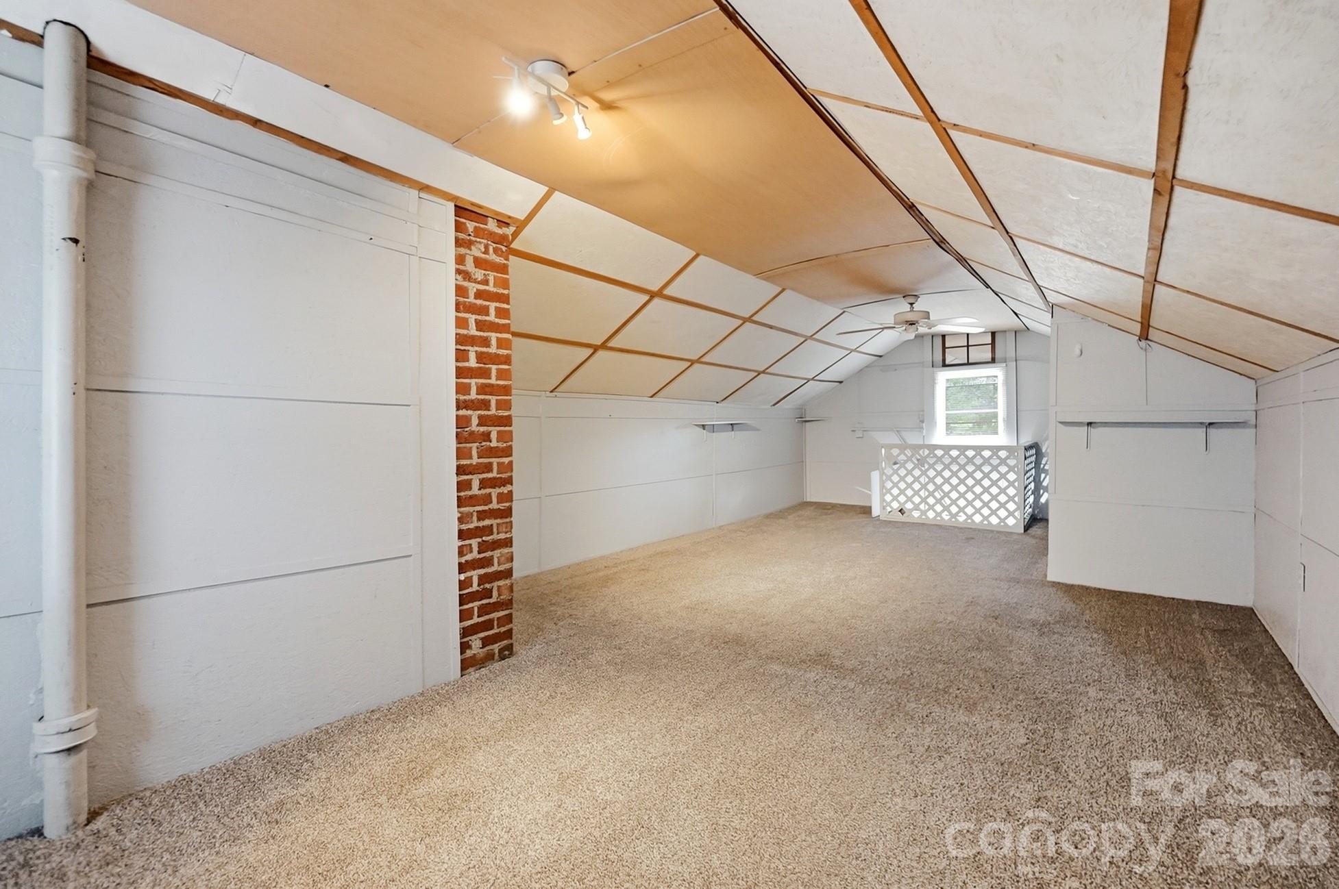 419 Jackson Street Property Photo 32