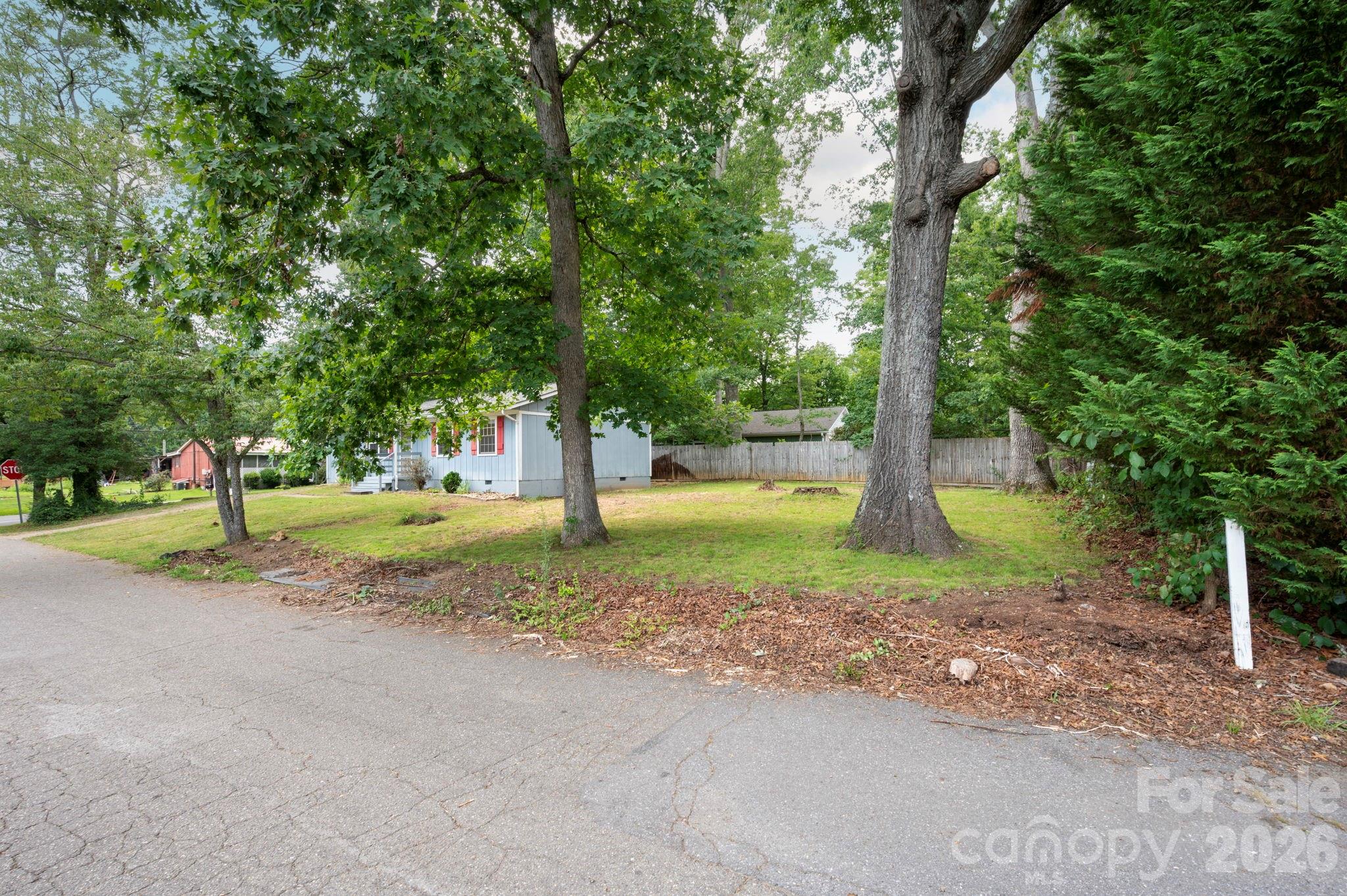 400 Hiawassee Avenue Property Photo 19