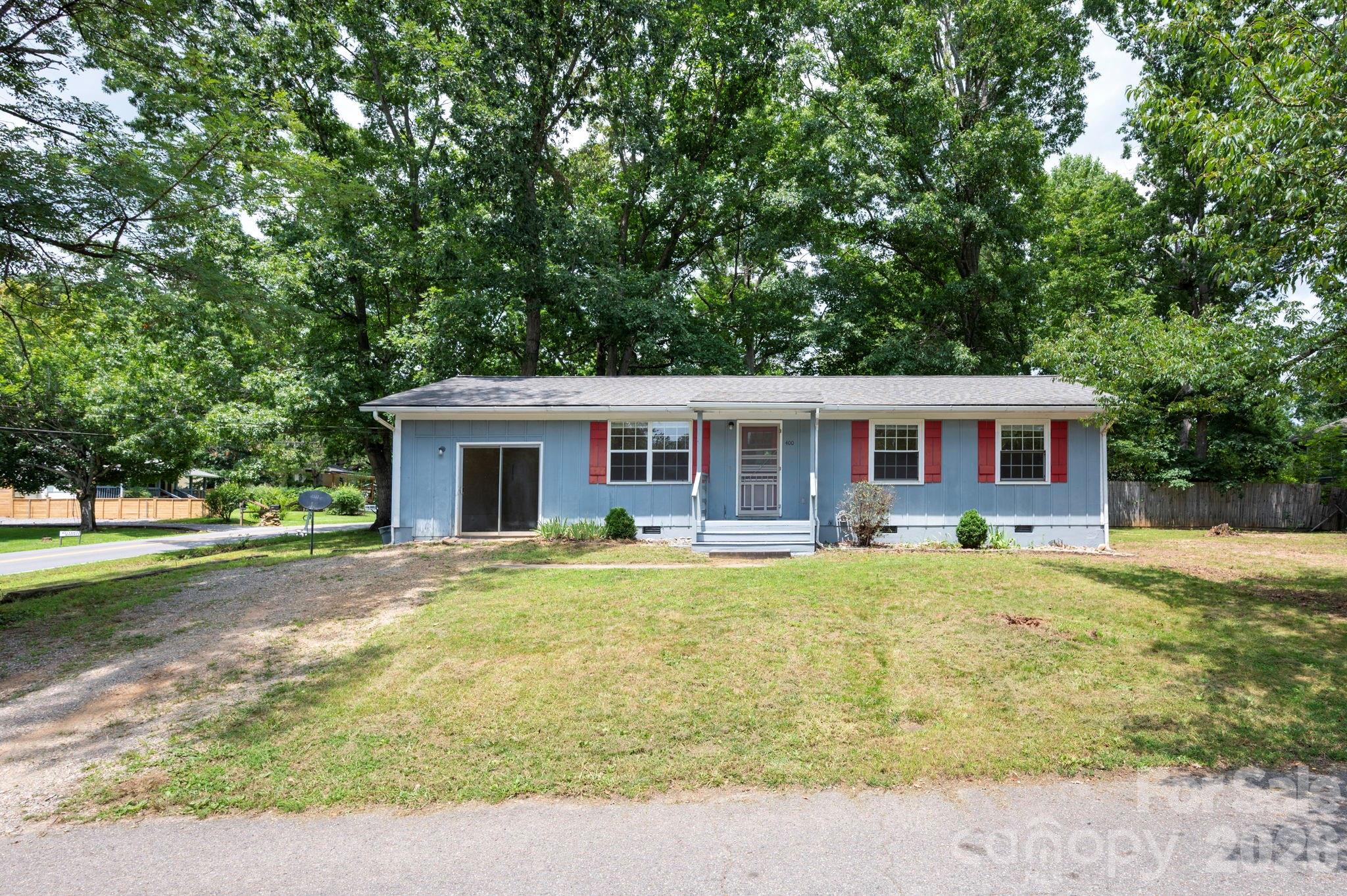 400 Hiawassee Avenue Property Photo 21