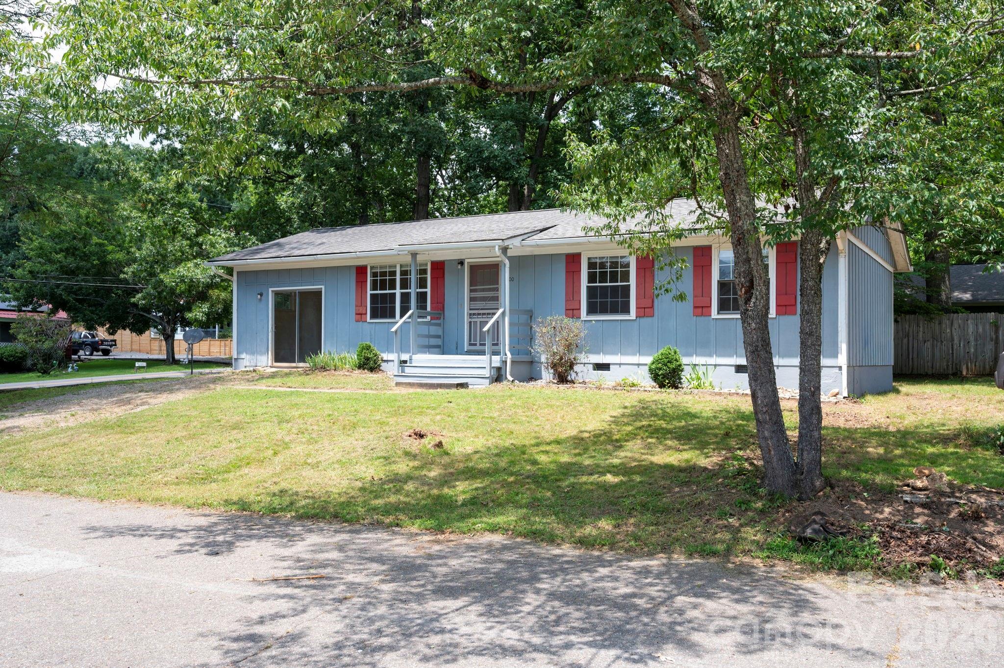 400 Hiawassee Avenue Property Photo 23