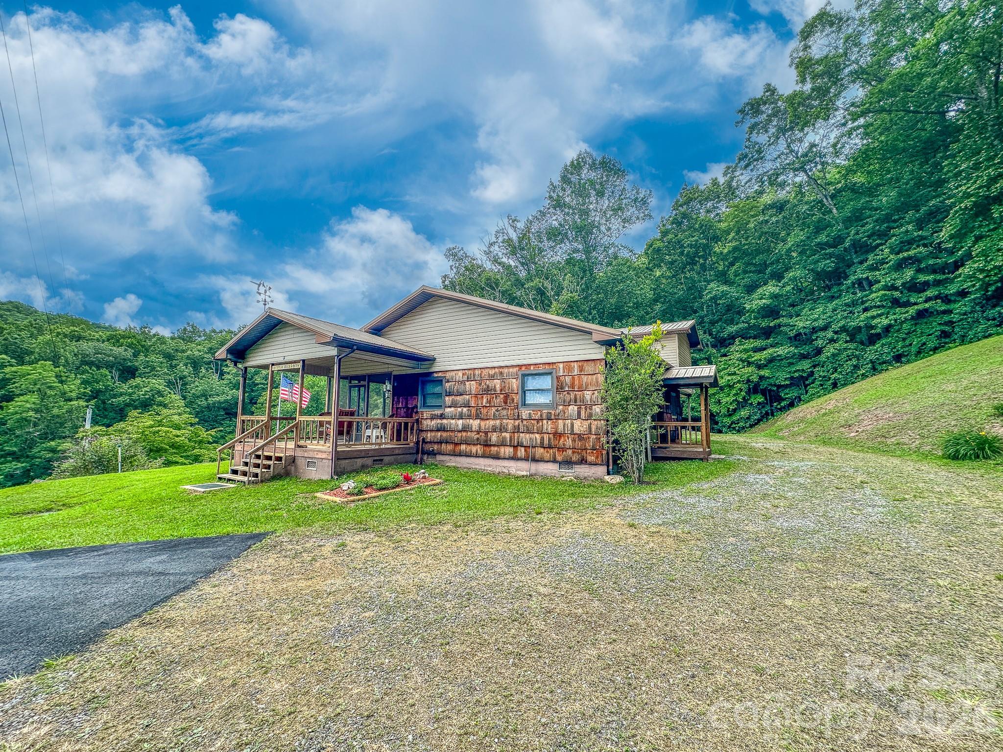 82 Trout Haven Lane Property Photo 6