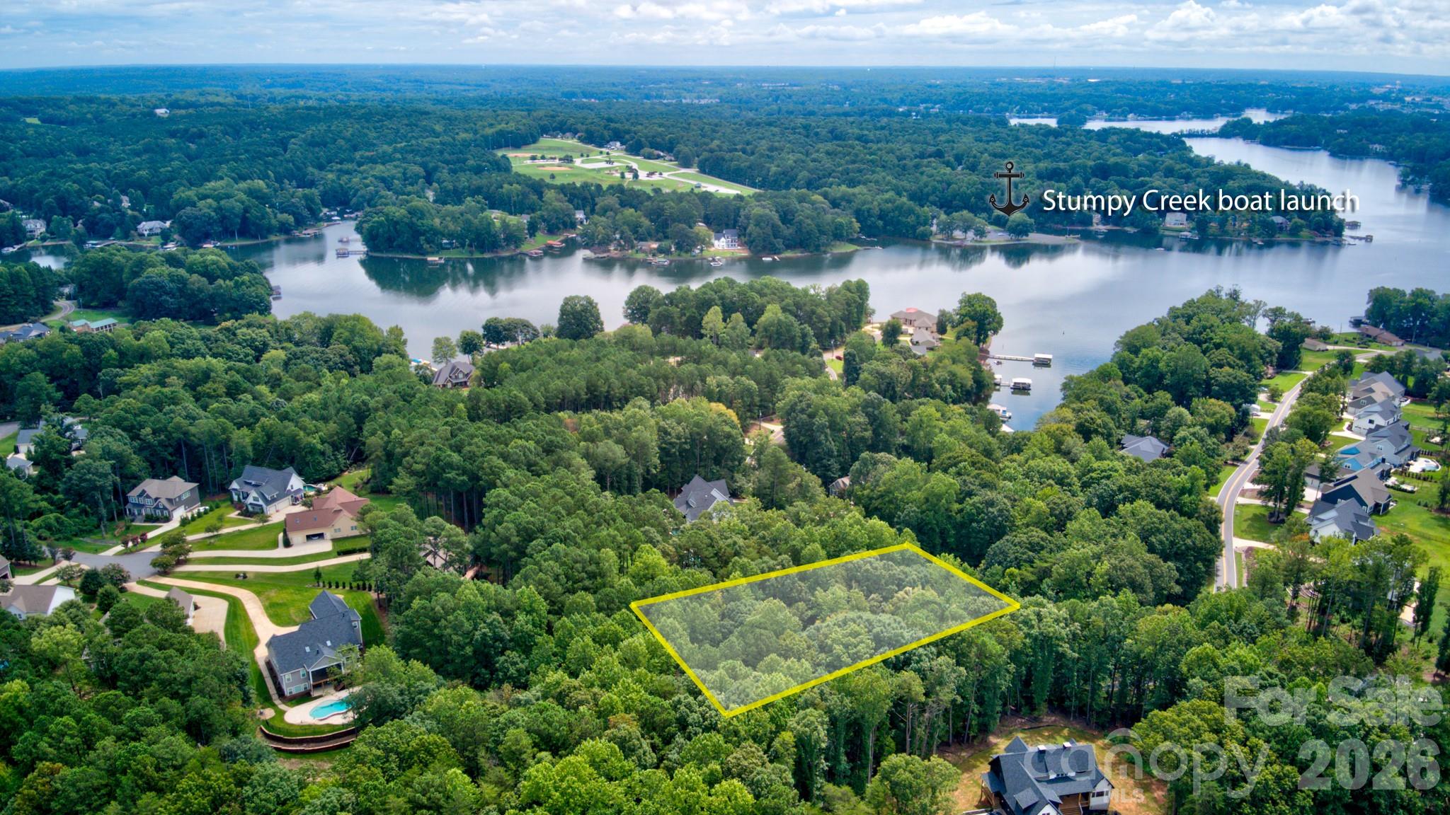 512 Kenway Loop Property Photo 1