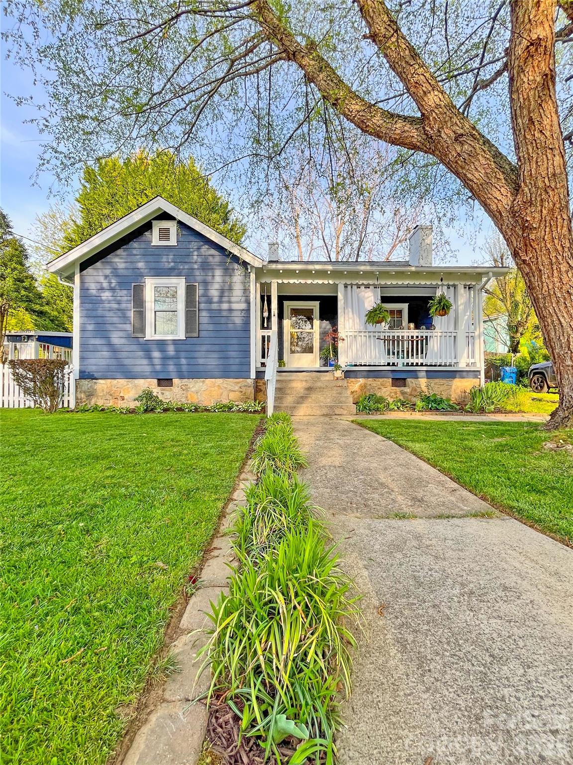 271 Brook Street Property Photo 4