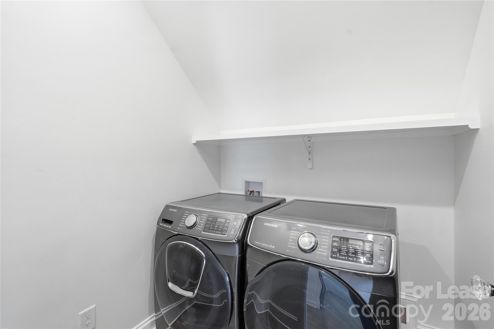 404 Iverson Way Property Photo 12