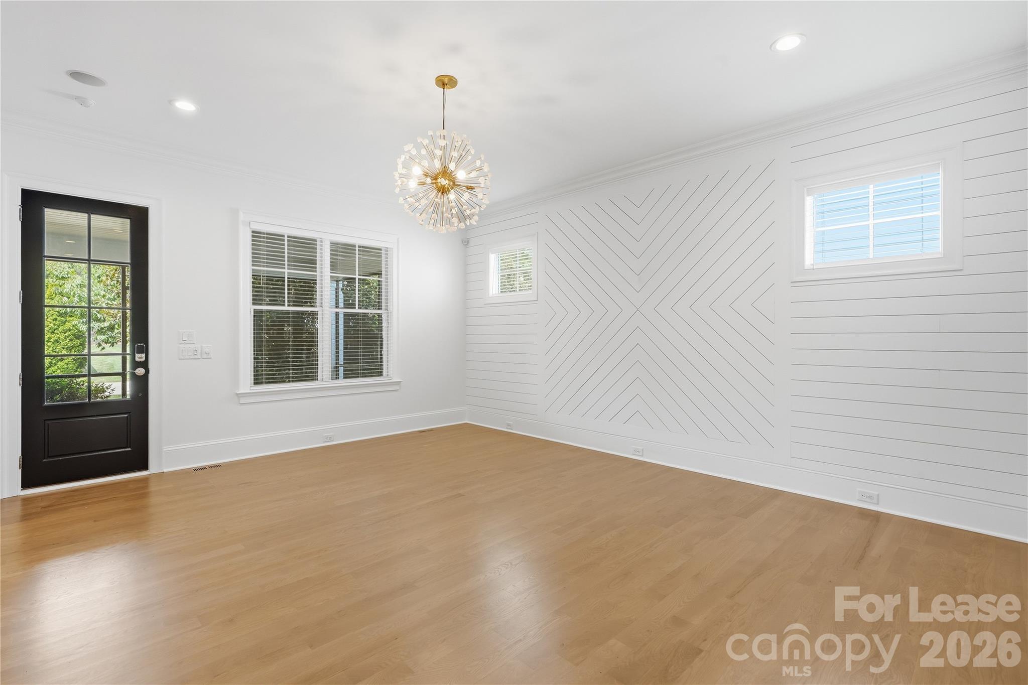 404 Iverson Way Property Photo 27