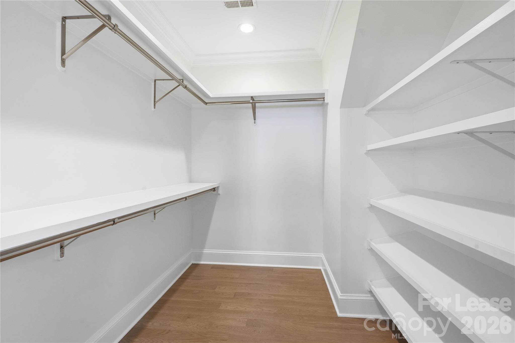 404 Iverson Way Property Photo 33