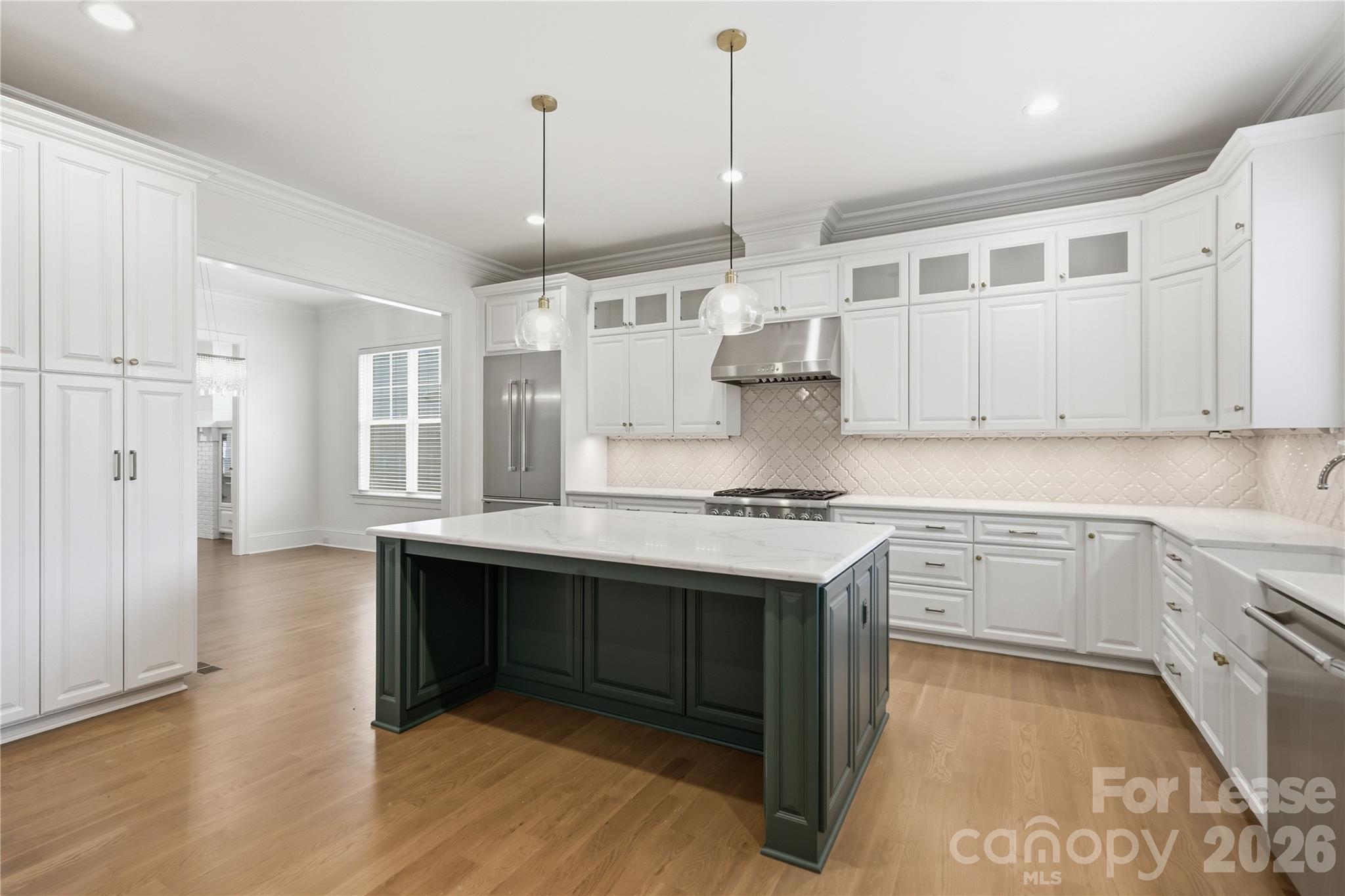 404 Iverson Way Property Photo 36