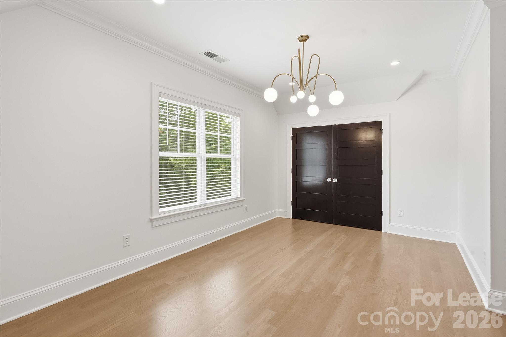 404 Iverson Way Property Photo 43