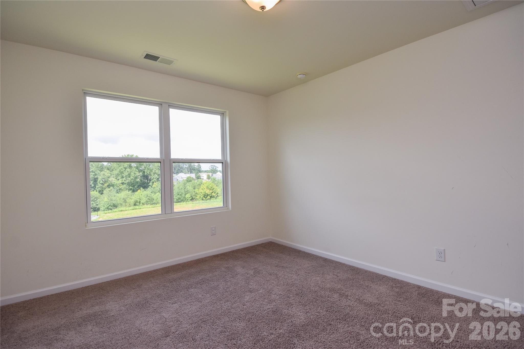 125 Dawn Run Loop Property Photo 29