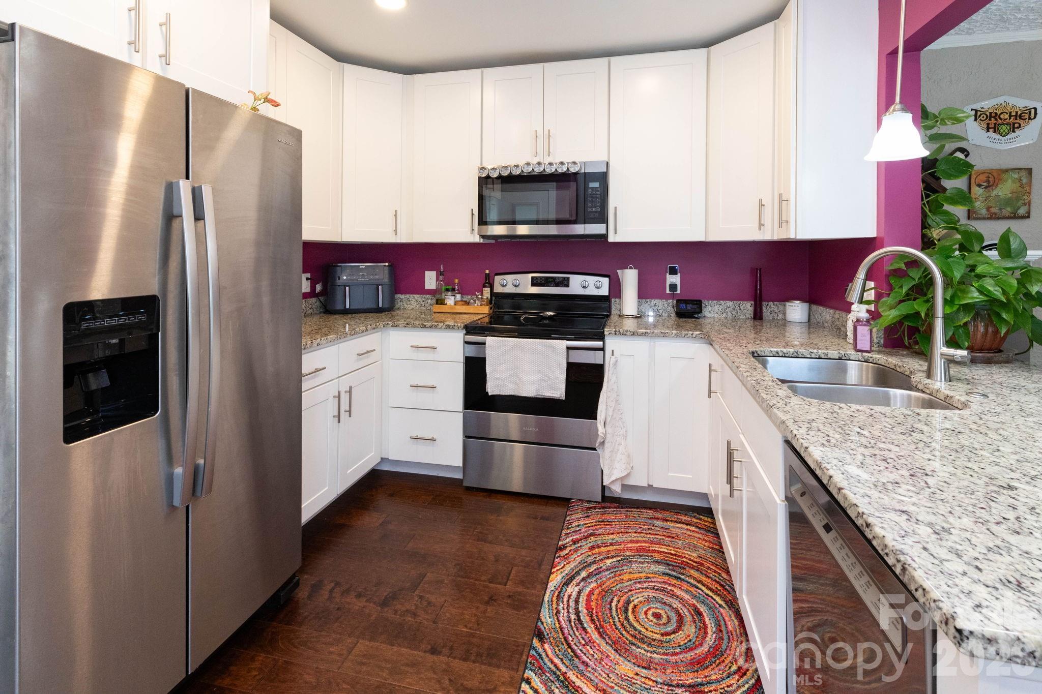 752 Fairview Road Property Photo 8
