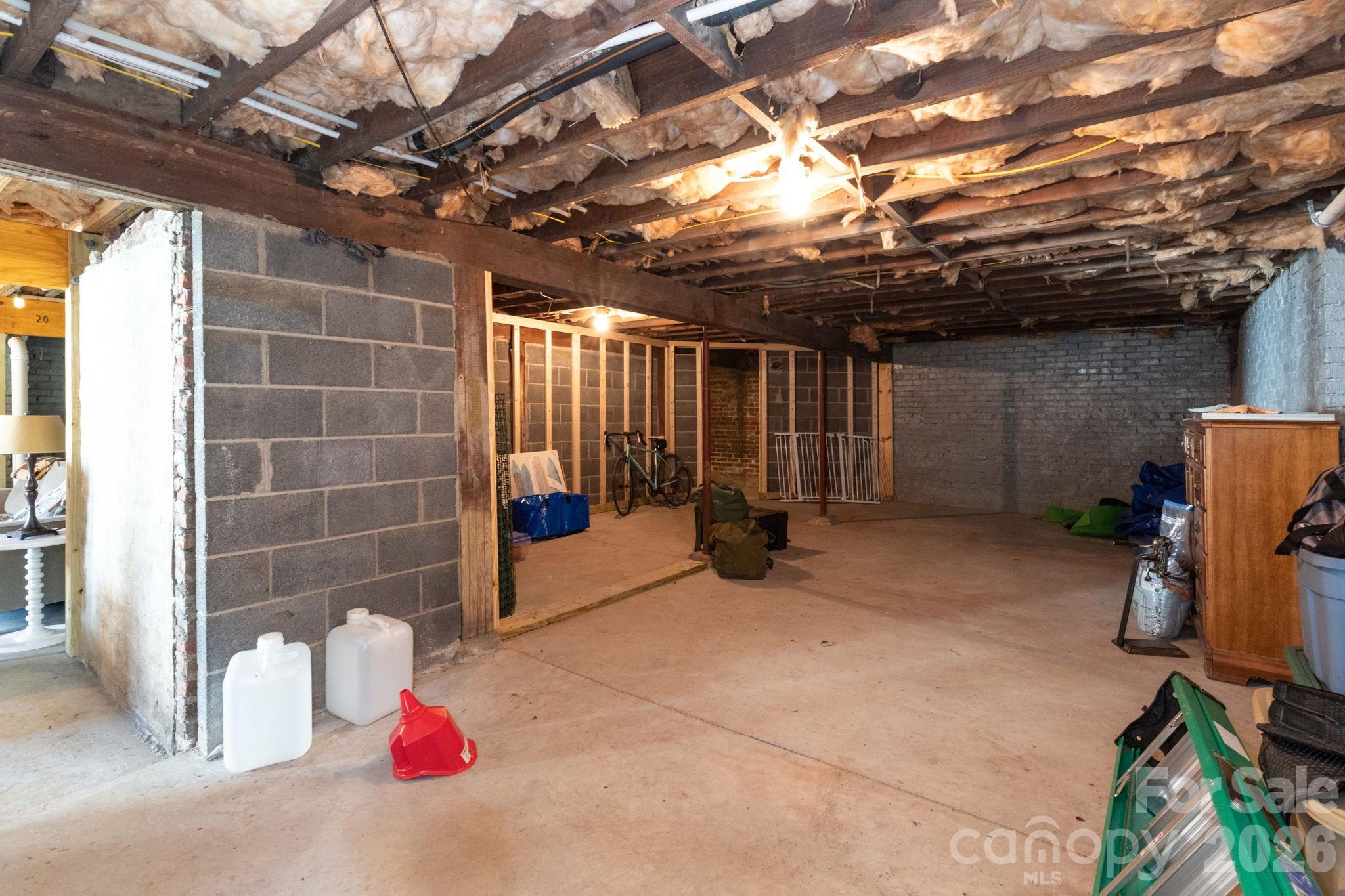 752 Fairview Road Property Photo 16