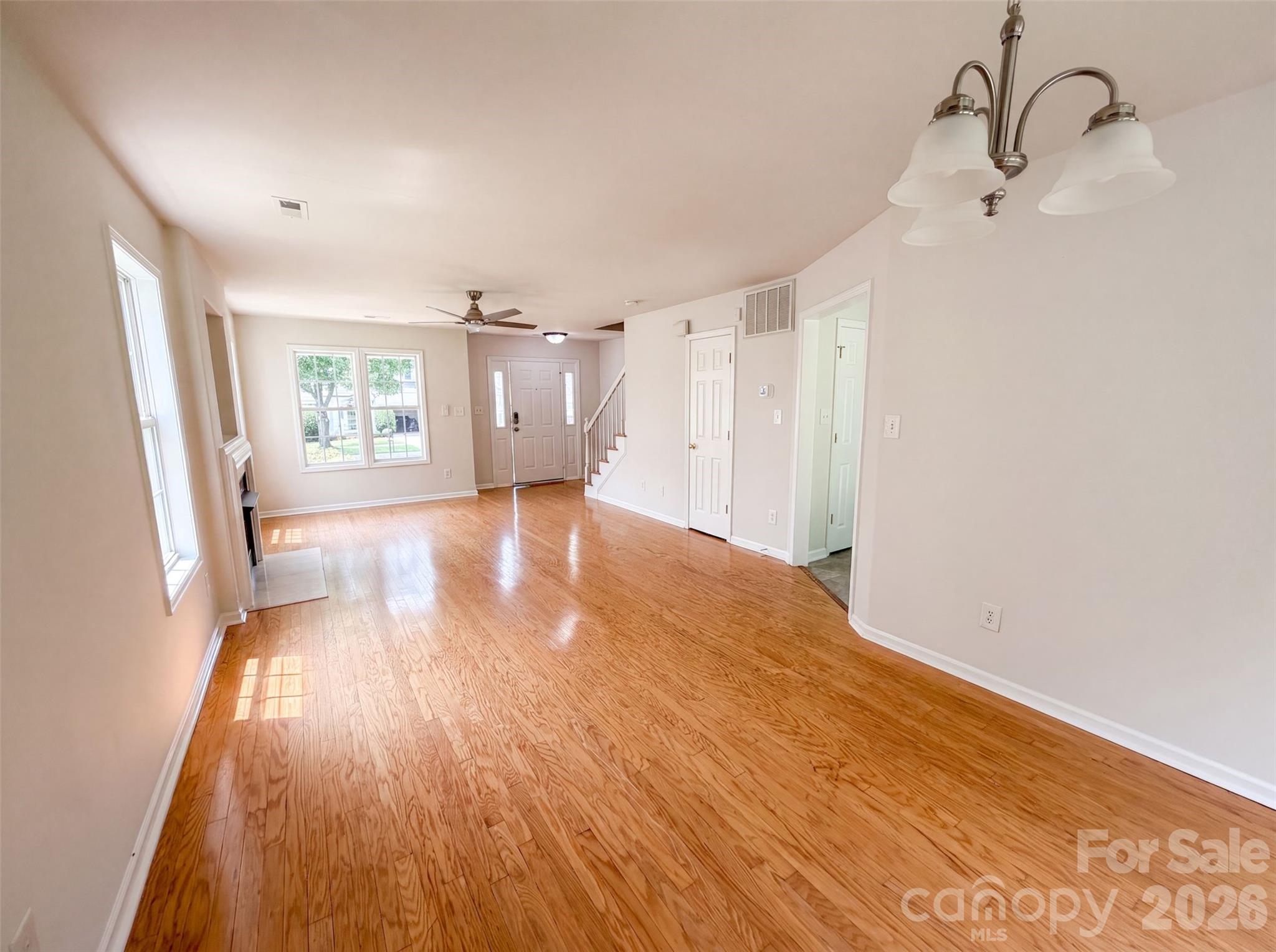 5714 Waverly Lynn Lane Property Photo 6