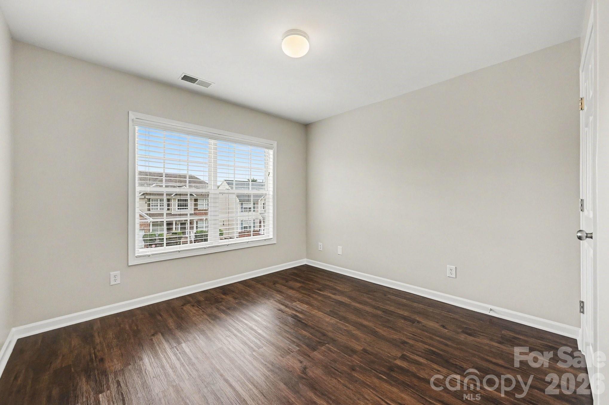 9839 Jeanette Circle Property Photo 13