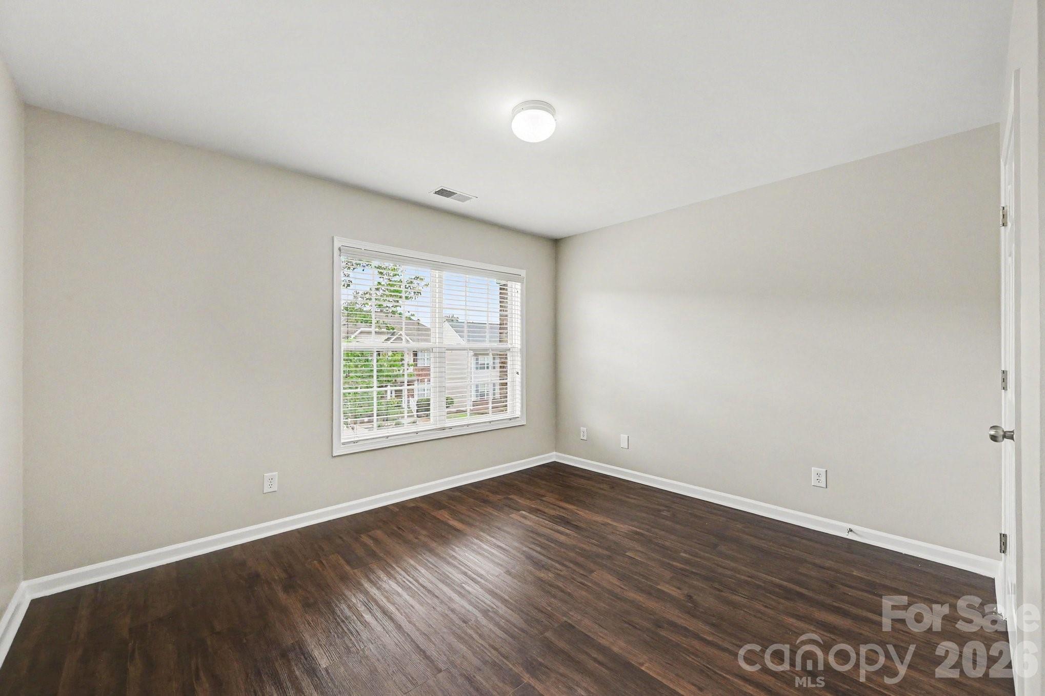 9839 Jeanette Circle Property Photo 14