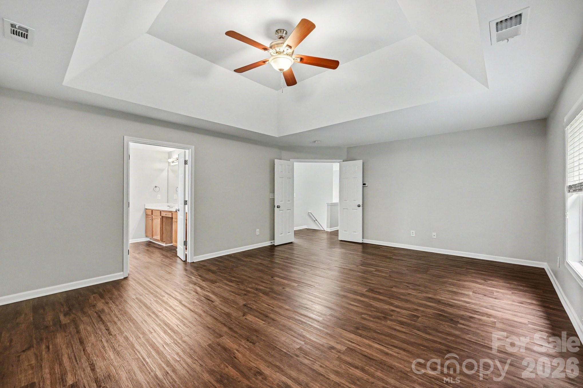9839 Jeanette Circle Property Photo 16