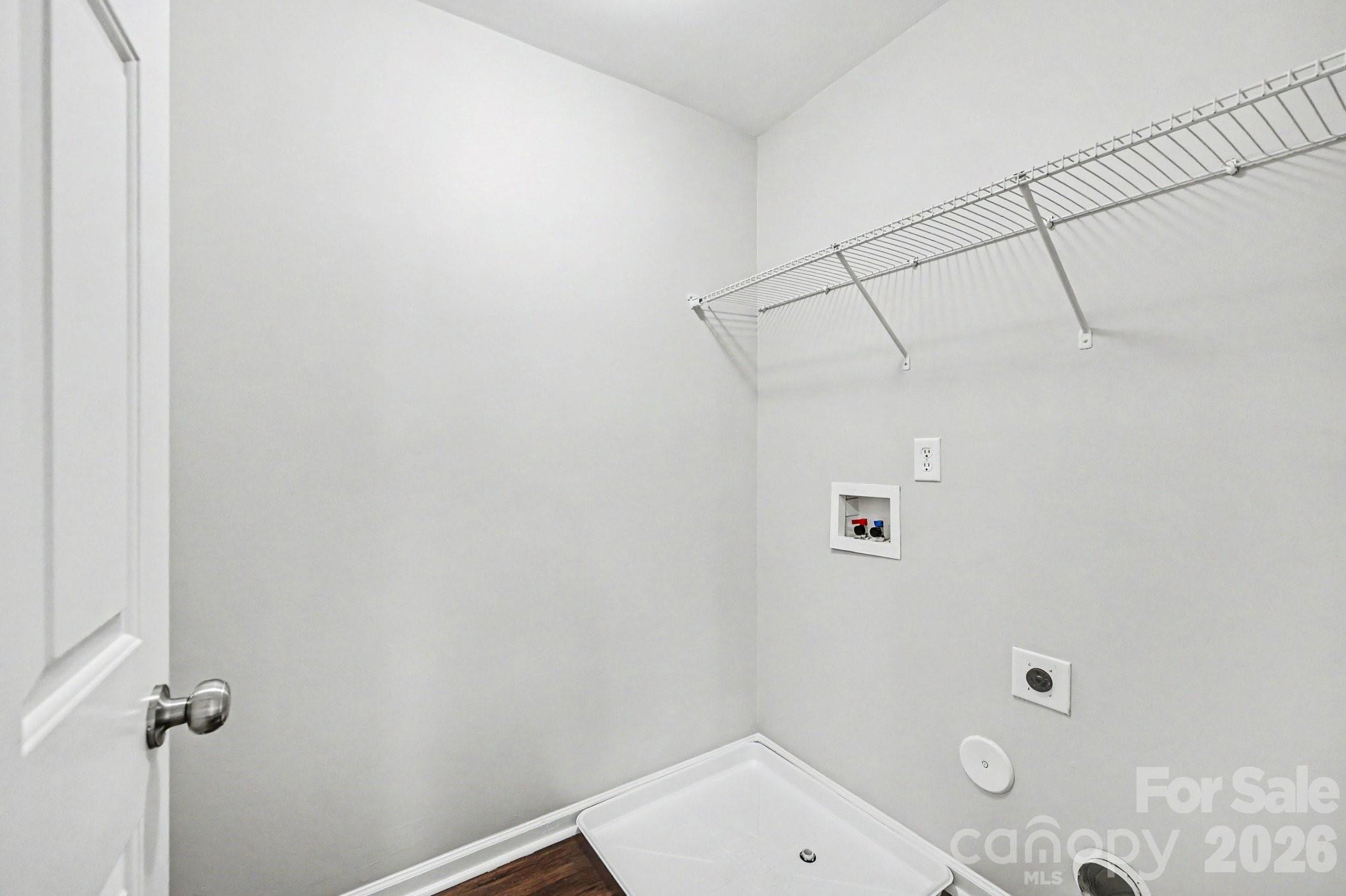 9839 Jeanette Circle Property Photo 21