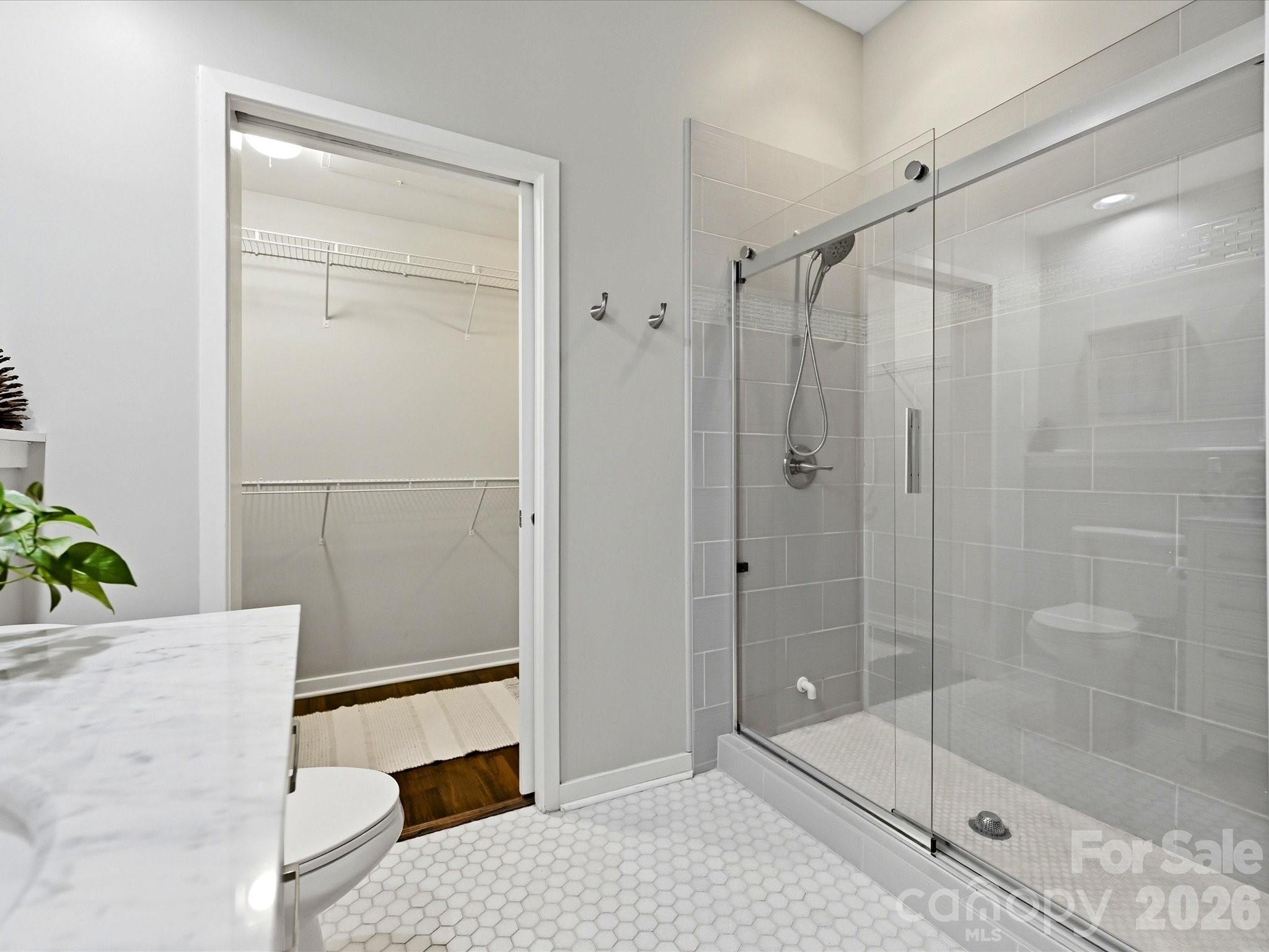 2125 Southend Drive 243 Property Photo 11