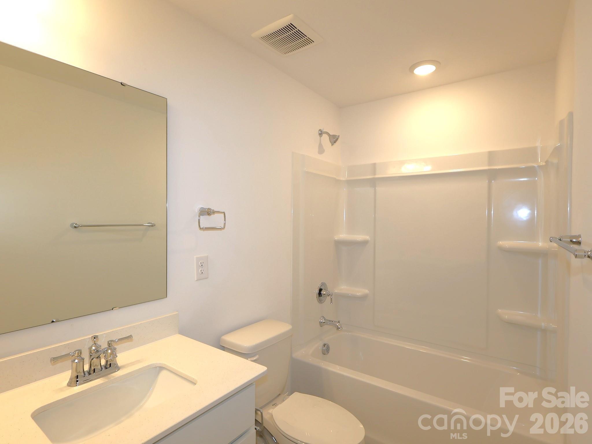 641 Willoughby Park Drive Property Photo 17