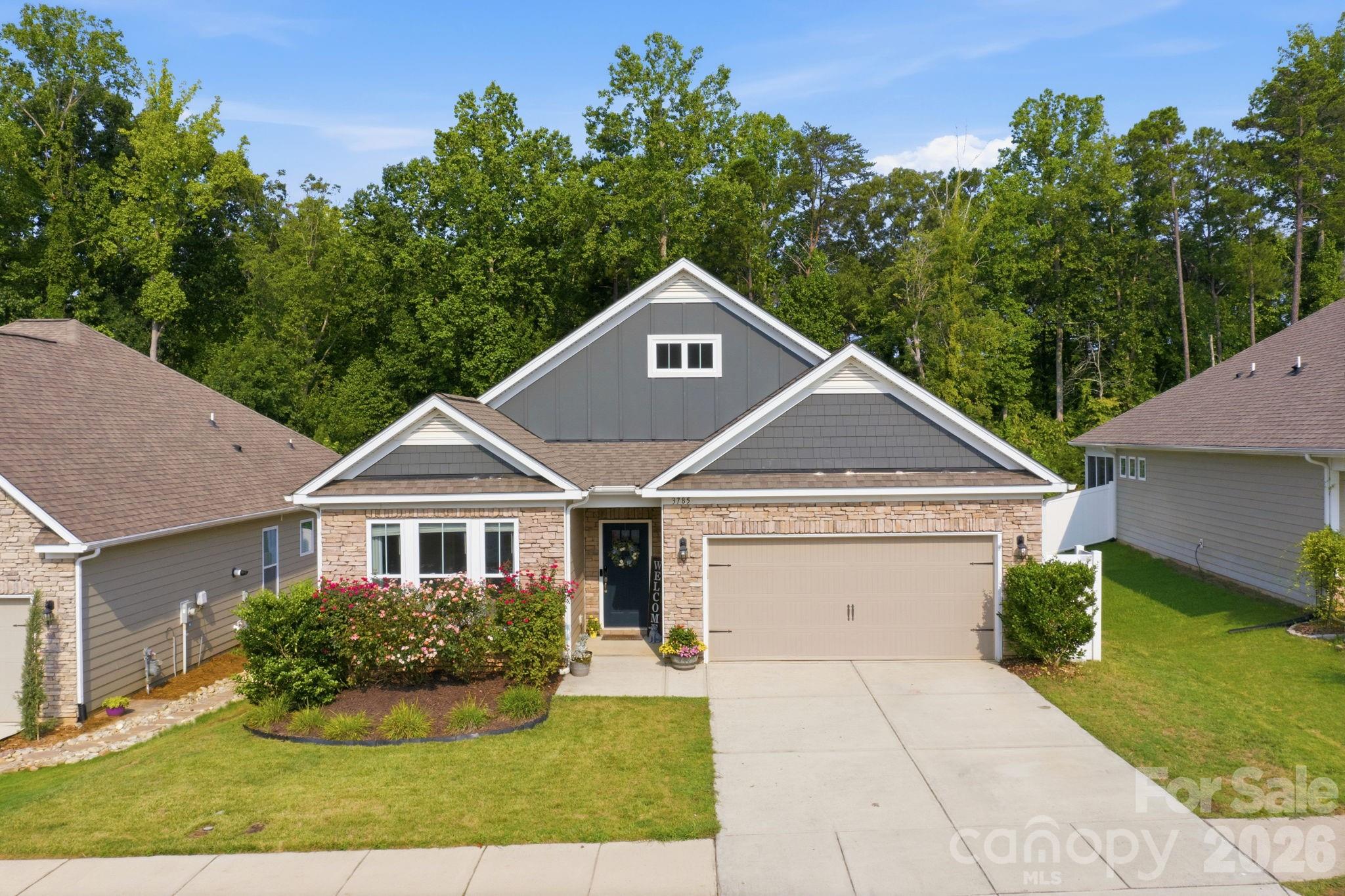3785 Summer Haven Drive Property Photo 1