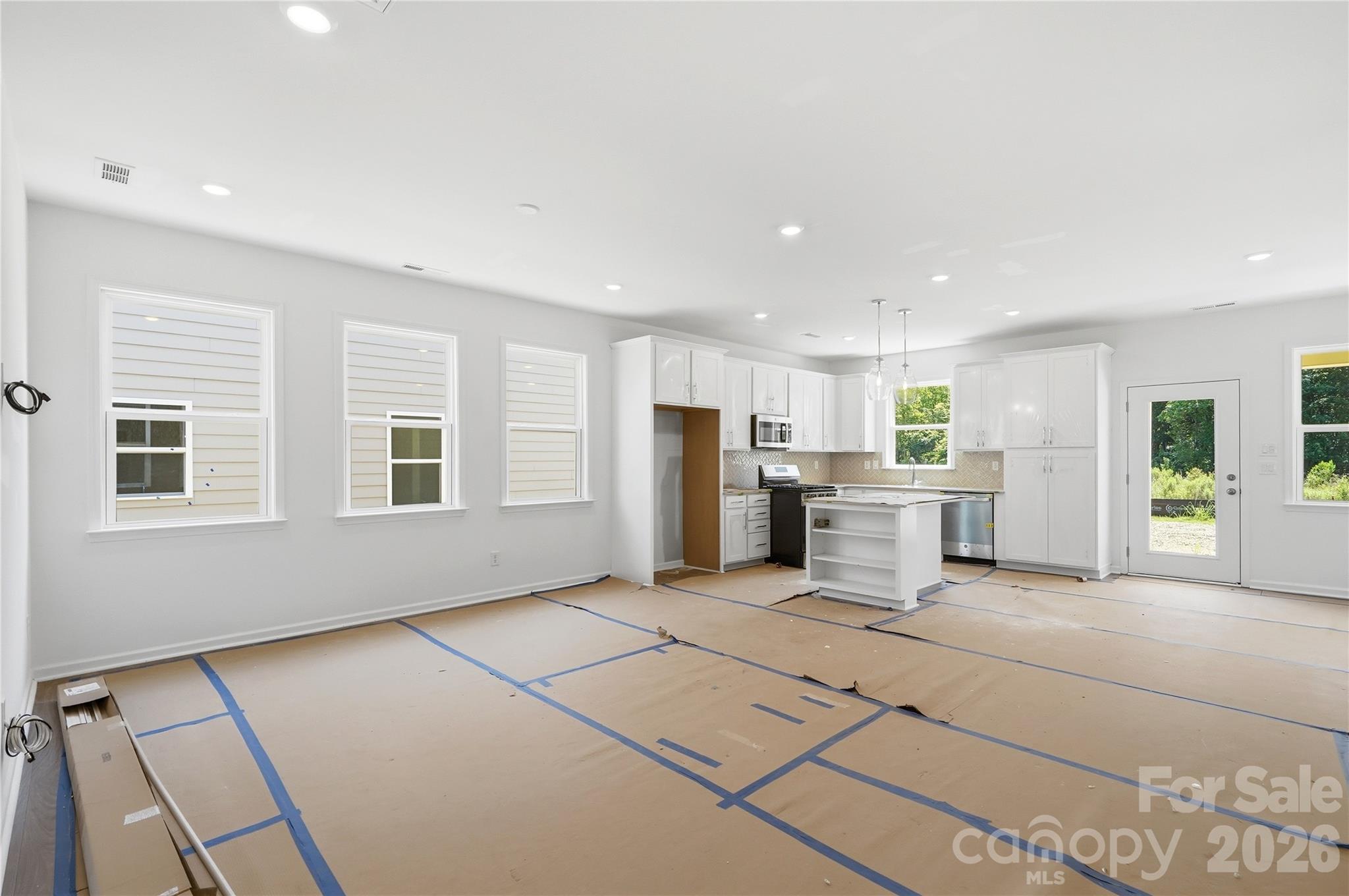 106 Northgate Boulevard Property Photo 7