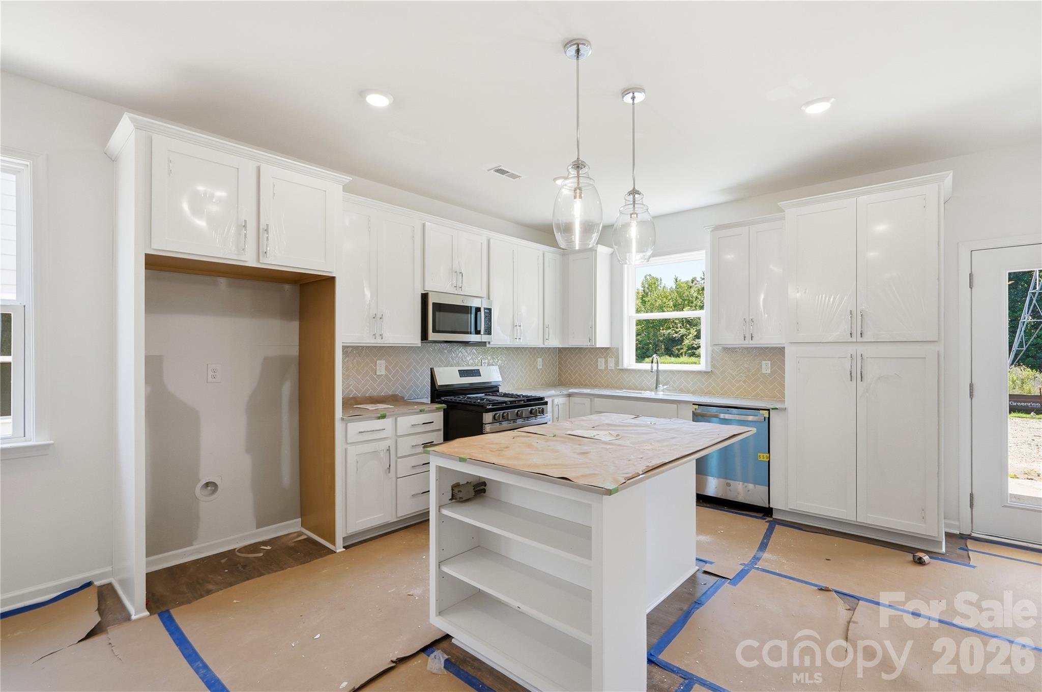 106 Northgate Boulevard Property Photo 12