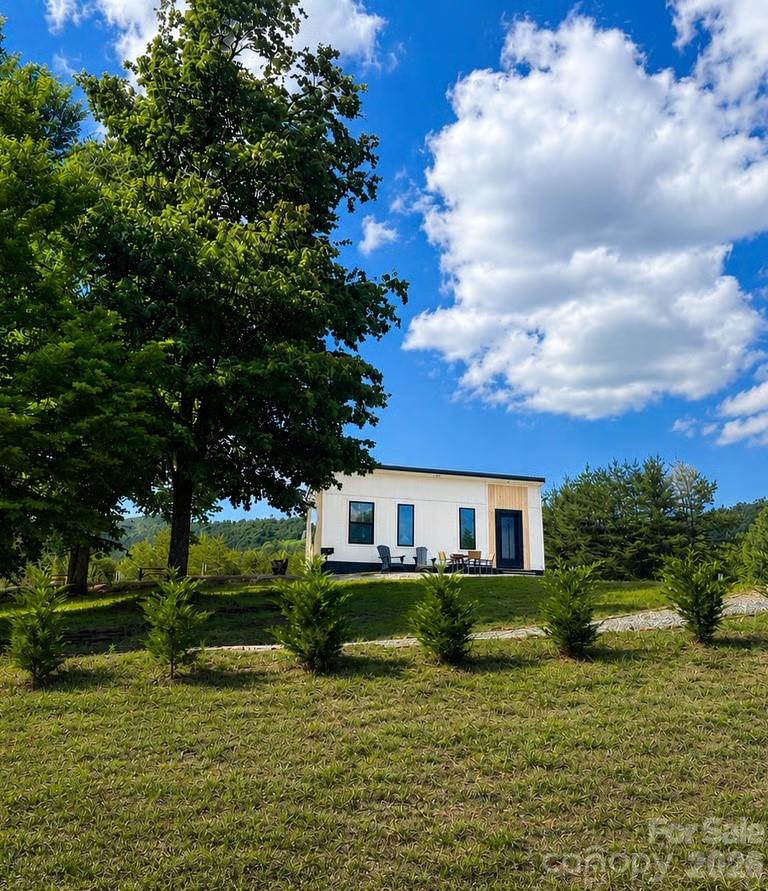 231 Fibber Magee Drive Property Photo 3