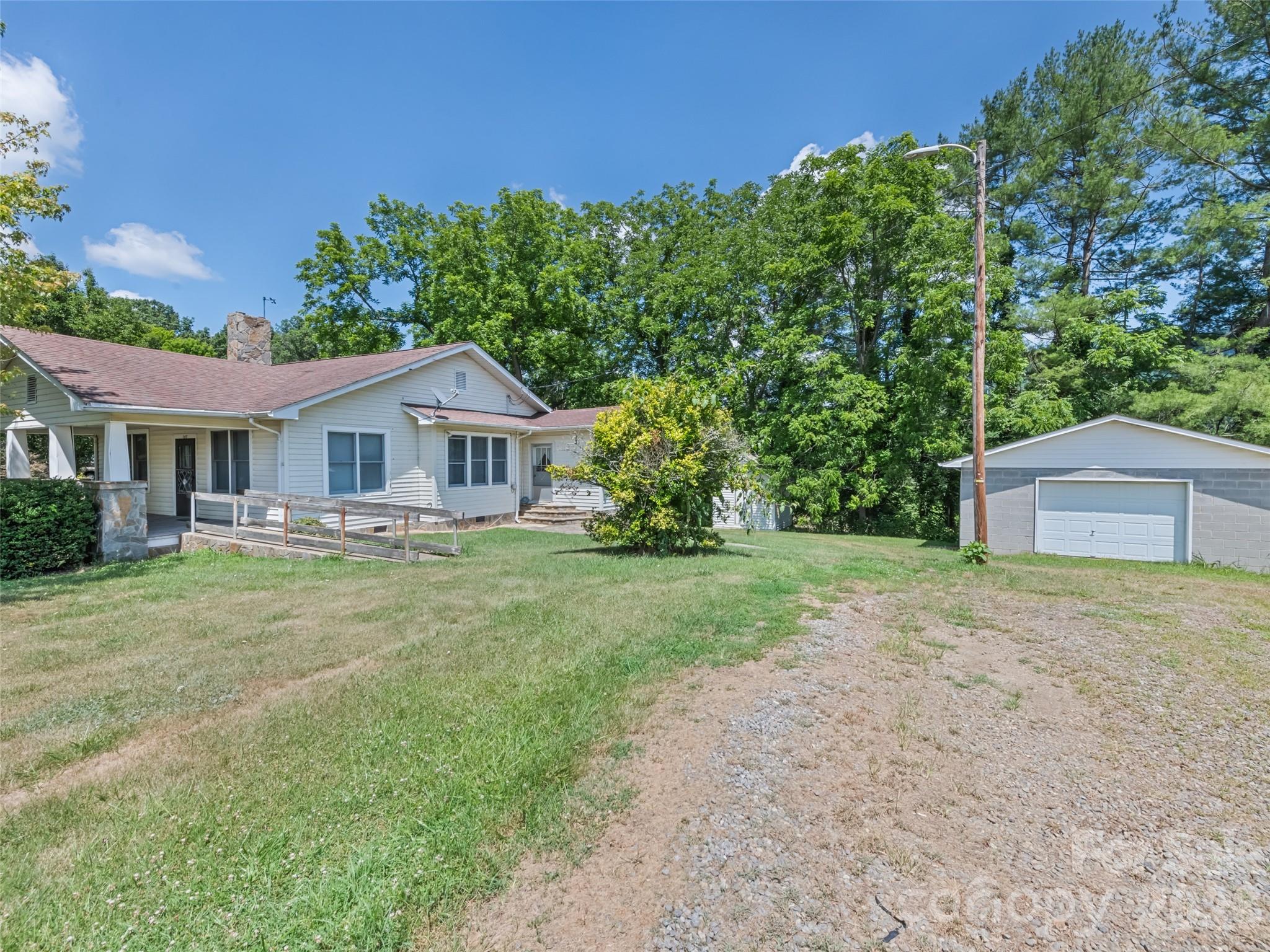 145 Haynes Cove Property Photo 3