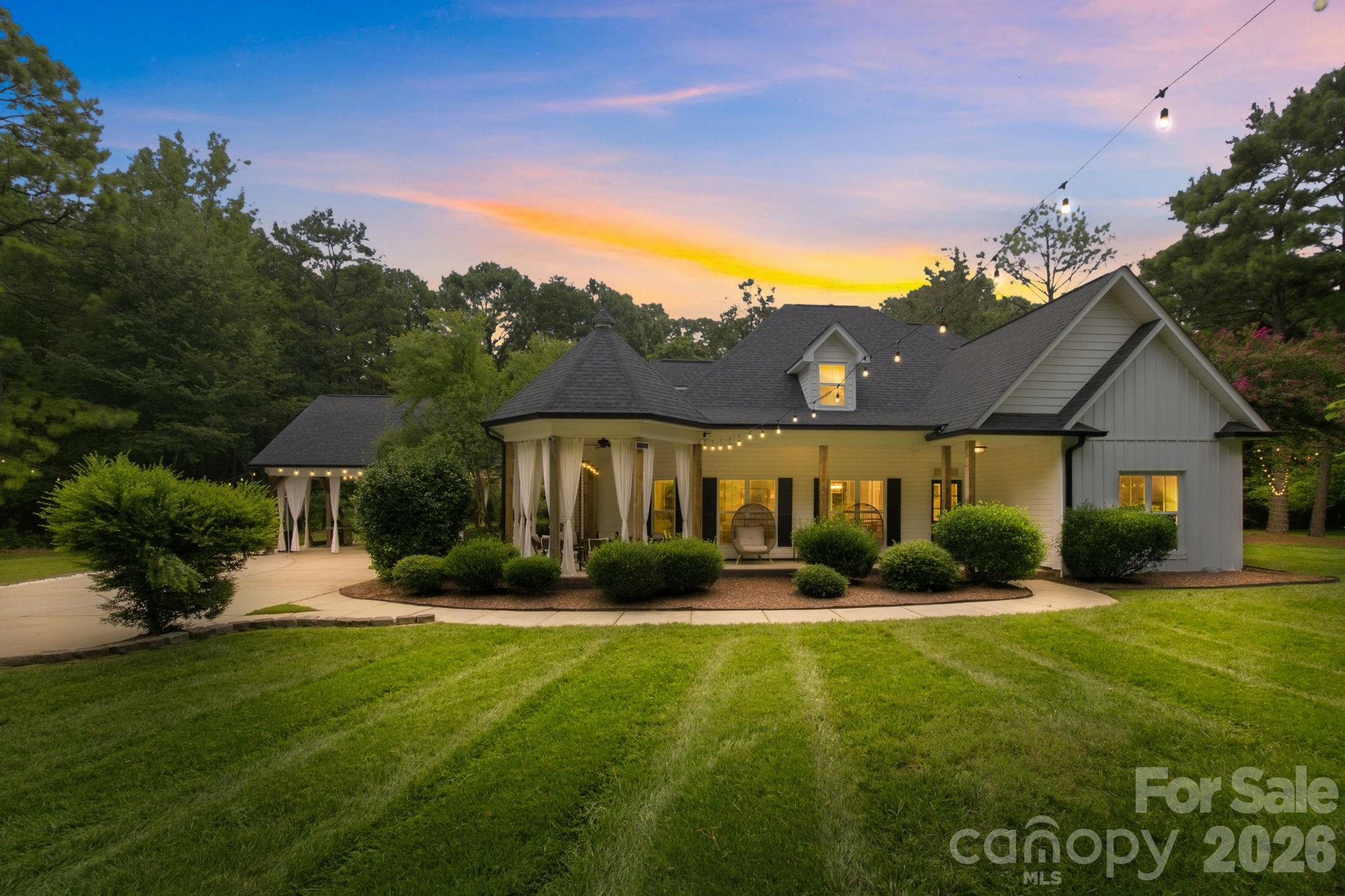 9544 Brief Road Property Photo 1
