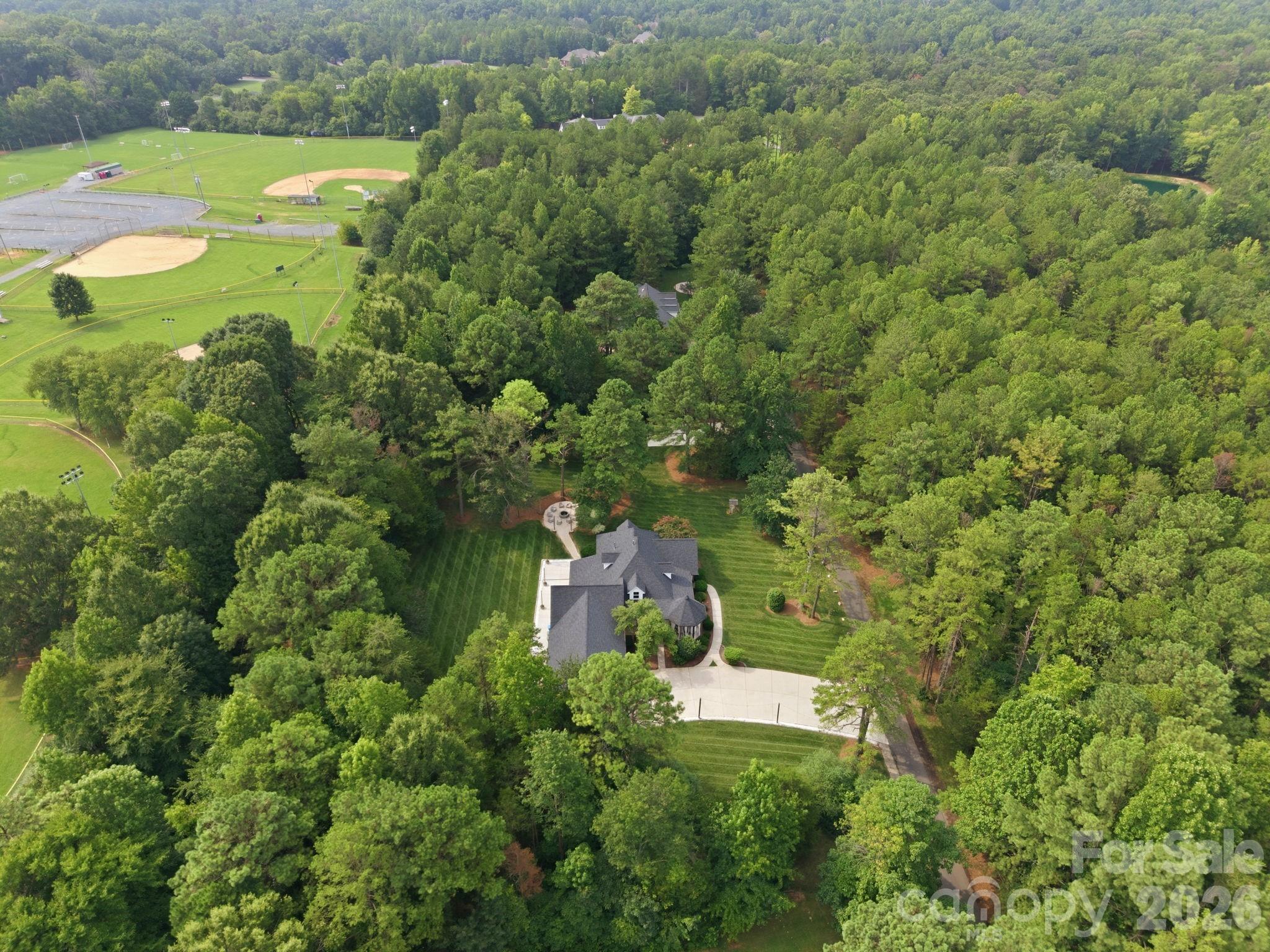 9544 Brief Road Property Photo 5