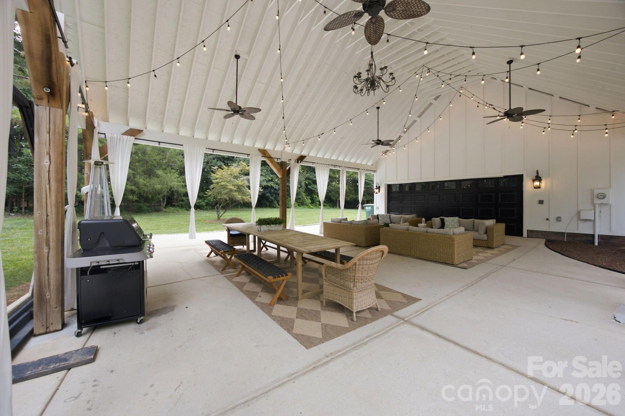9544 Brief Road Property Photo 11