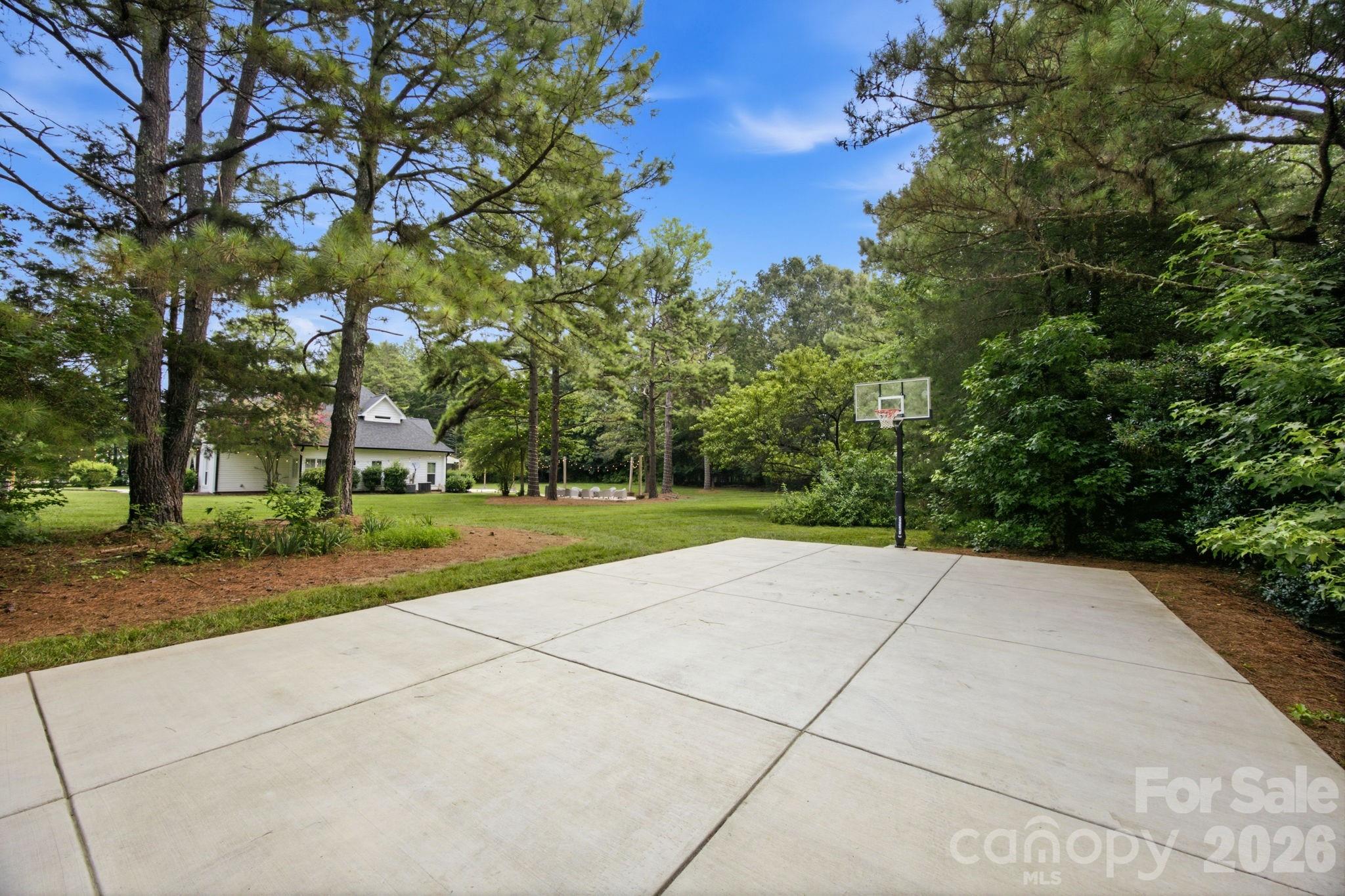 9544 Brief Road Property Photo 47