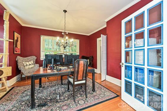 1532 The Plaza Property Photo 8