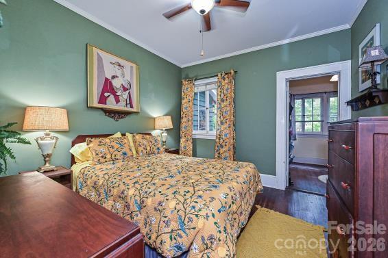 1532 The Plaza Property Photo 18