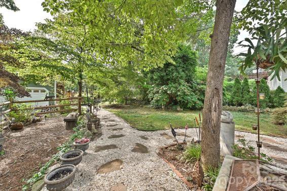 1532 The Plaza Property Photo 25