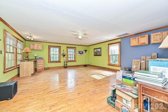1532 The Plaza Property Photo 28