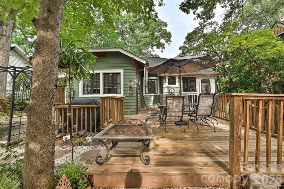 1532 The Plaza Property Photo 33