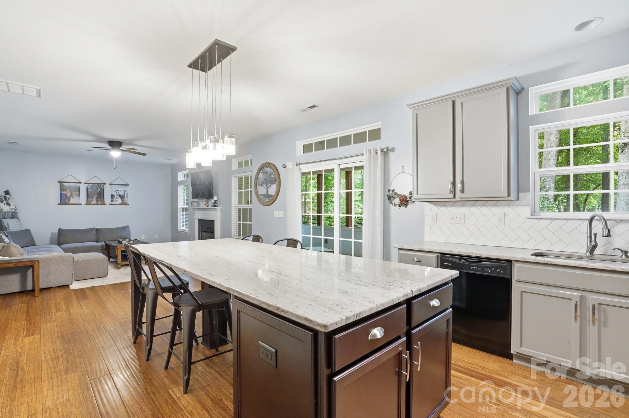 12119 Canal Drive Property Photo 11