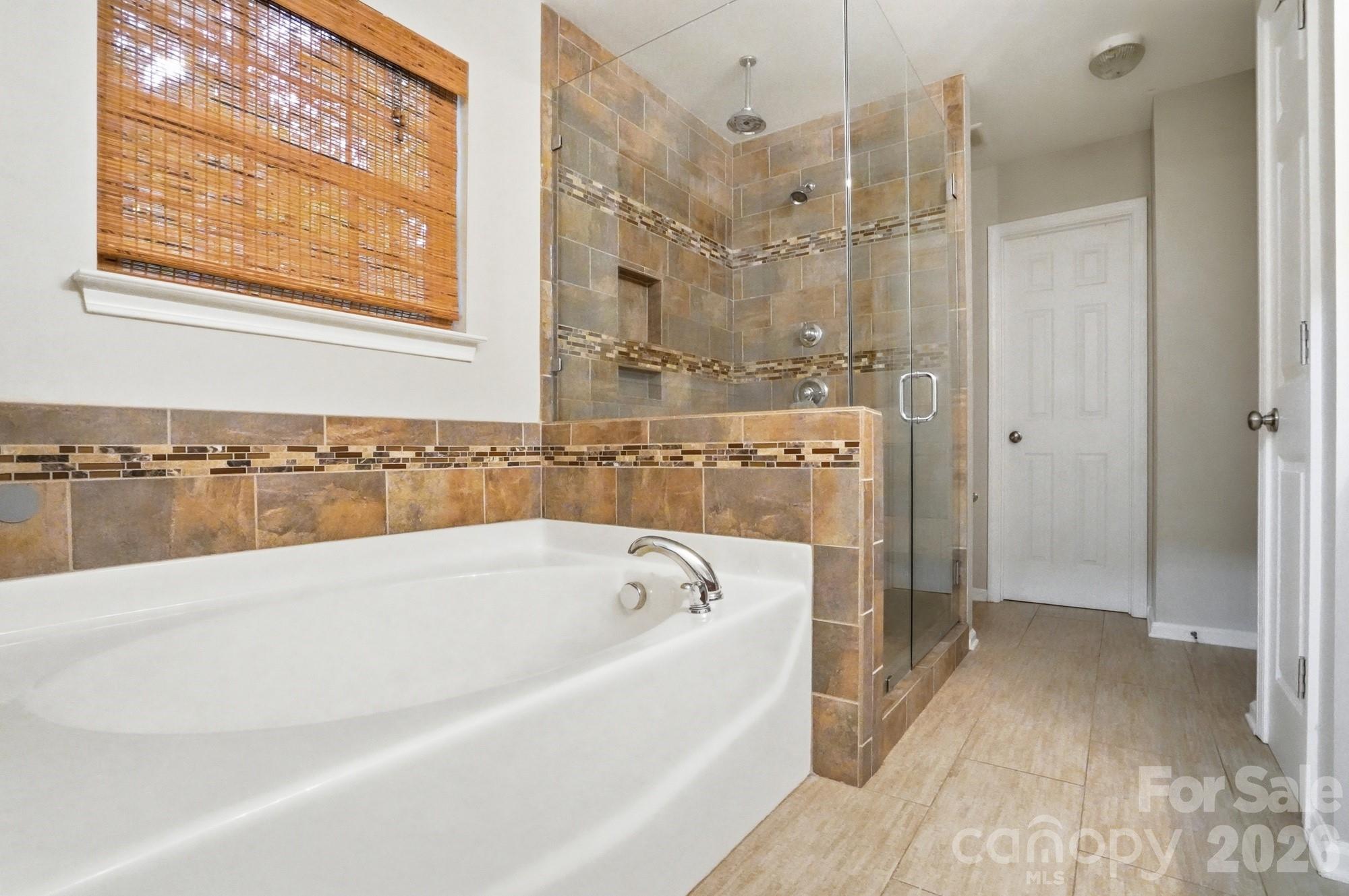 12119 Canal Drive Property Photo 23