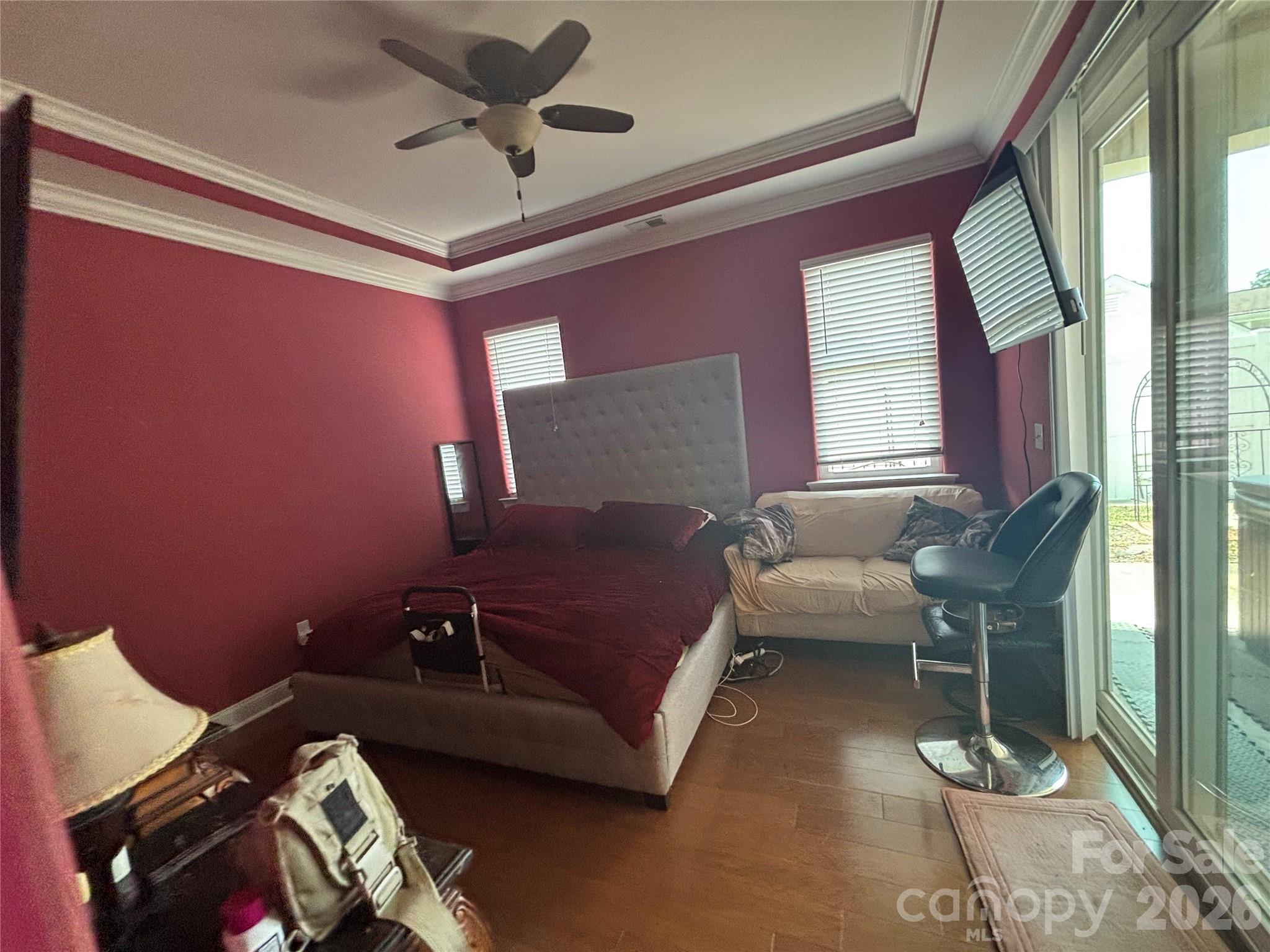 308 Glenridge Drive Property Photo 11