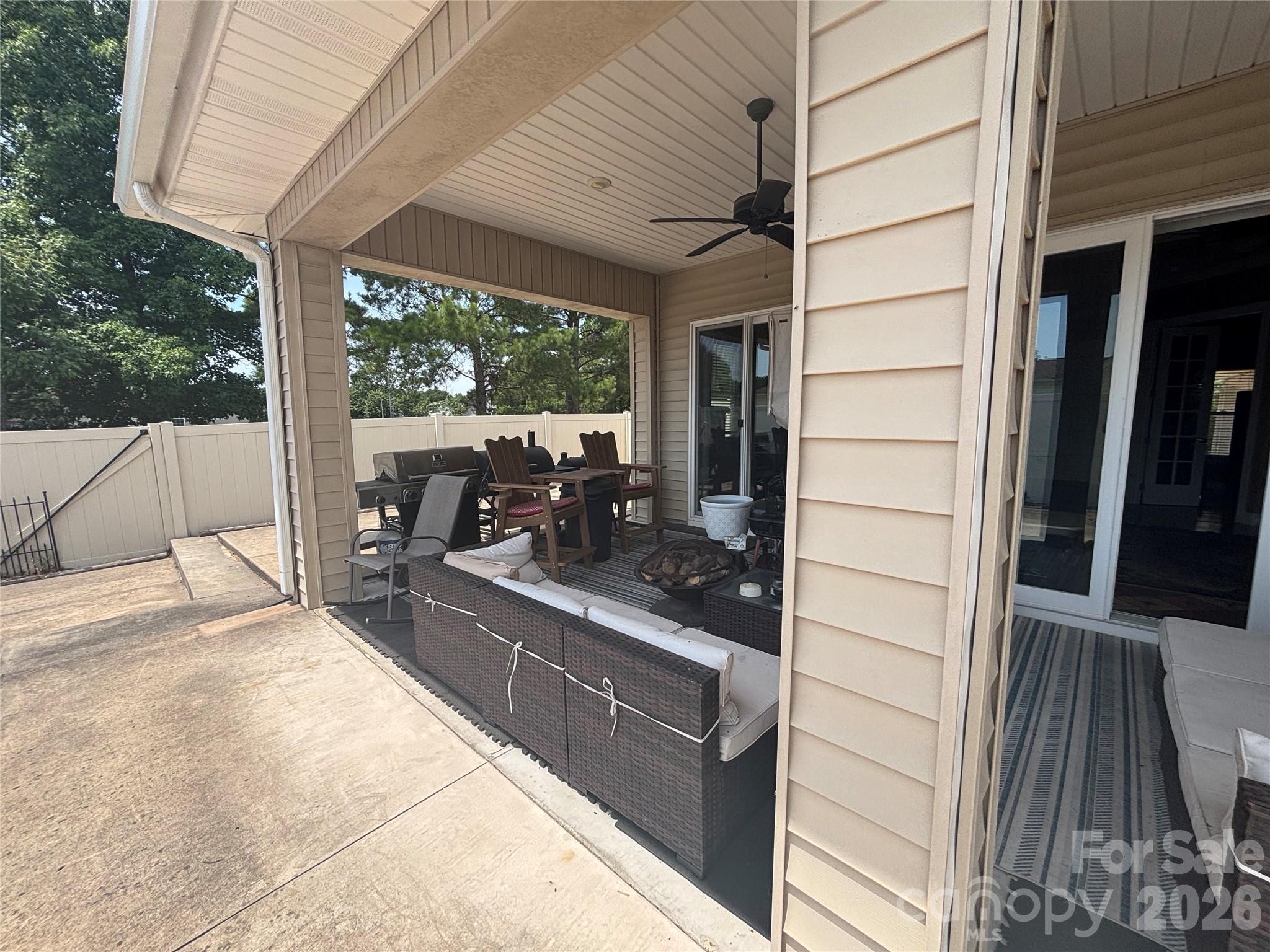 308 Glenridge Drive Property Photo 21