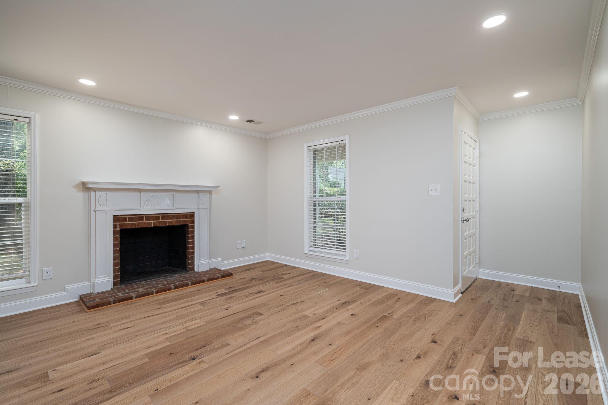 100 Cabell Way Property Photo 7