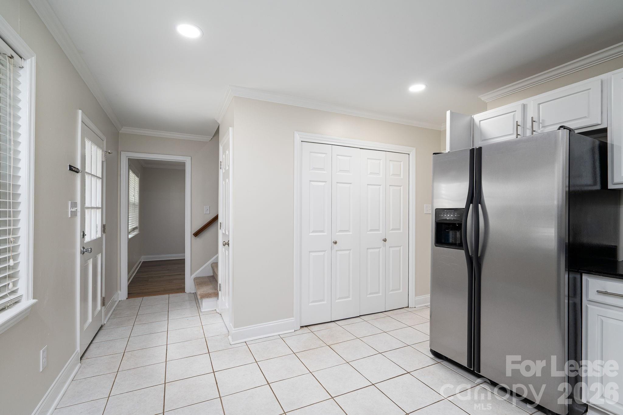 100 Cabell Way Property Photo 12
