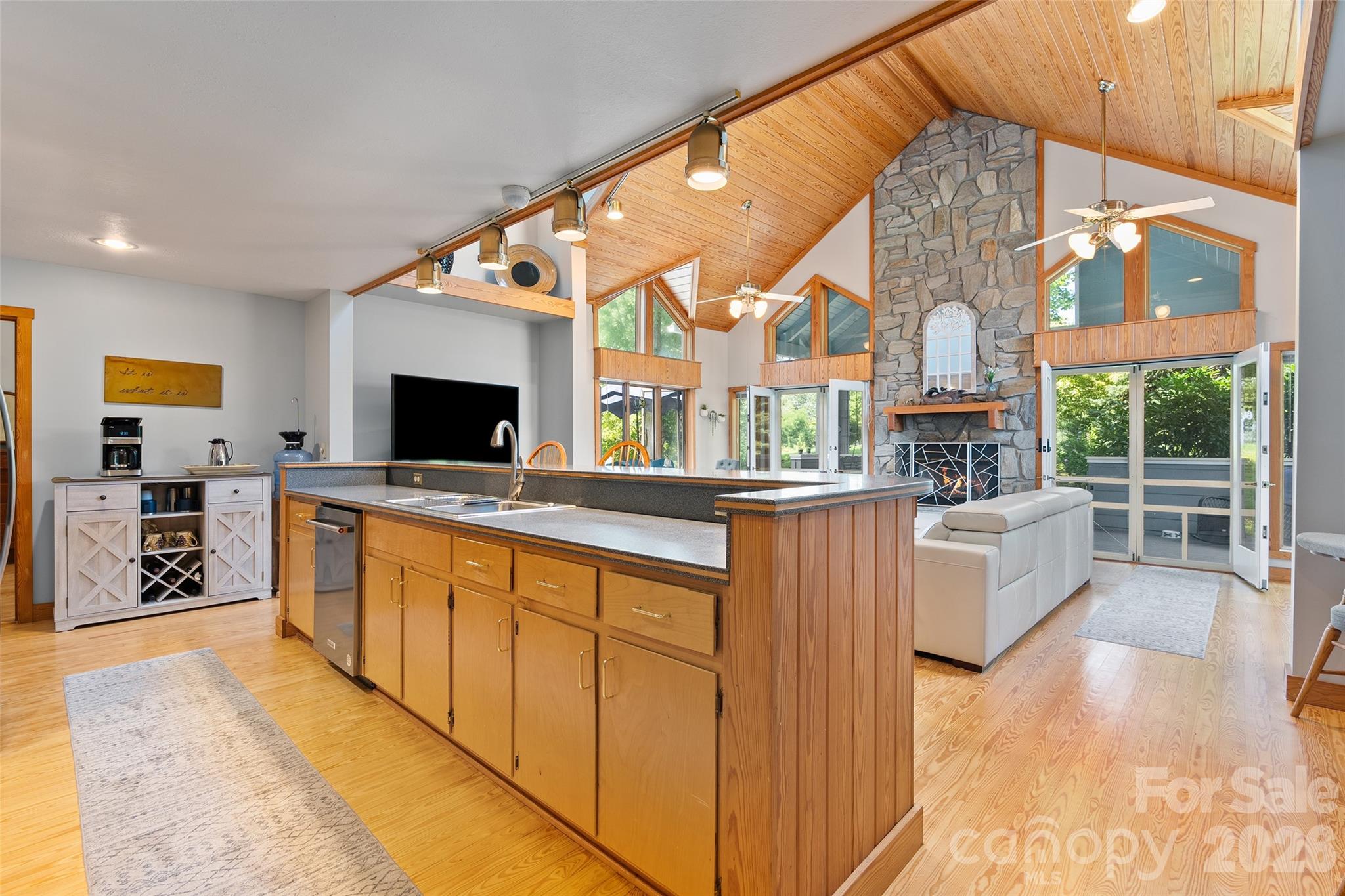 80 Strickland Drive Property Photo 17