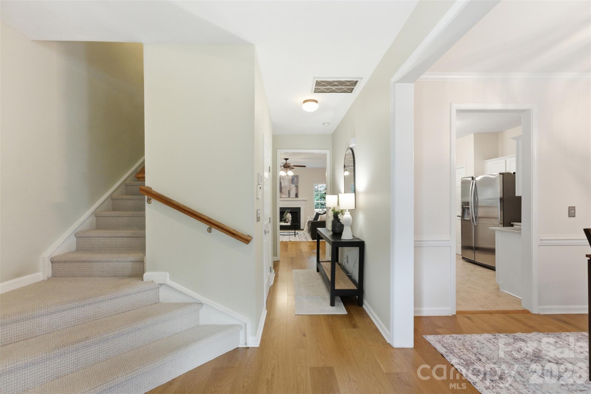 11911 Royal Castle Court Property Photo 6
