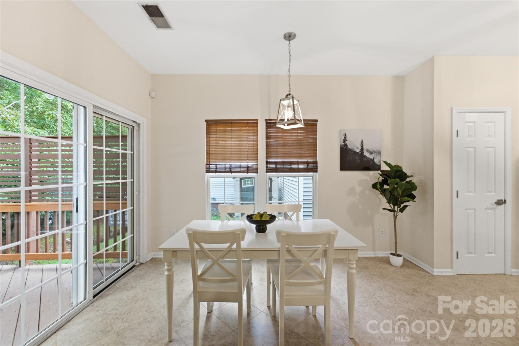 11911 Royal Castle Court Property Photo 14