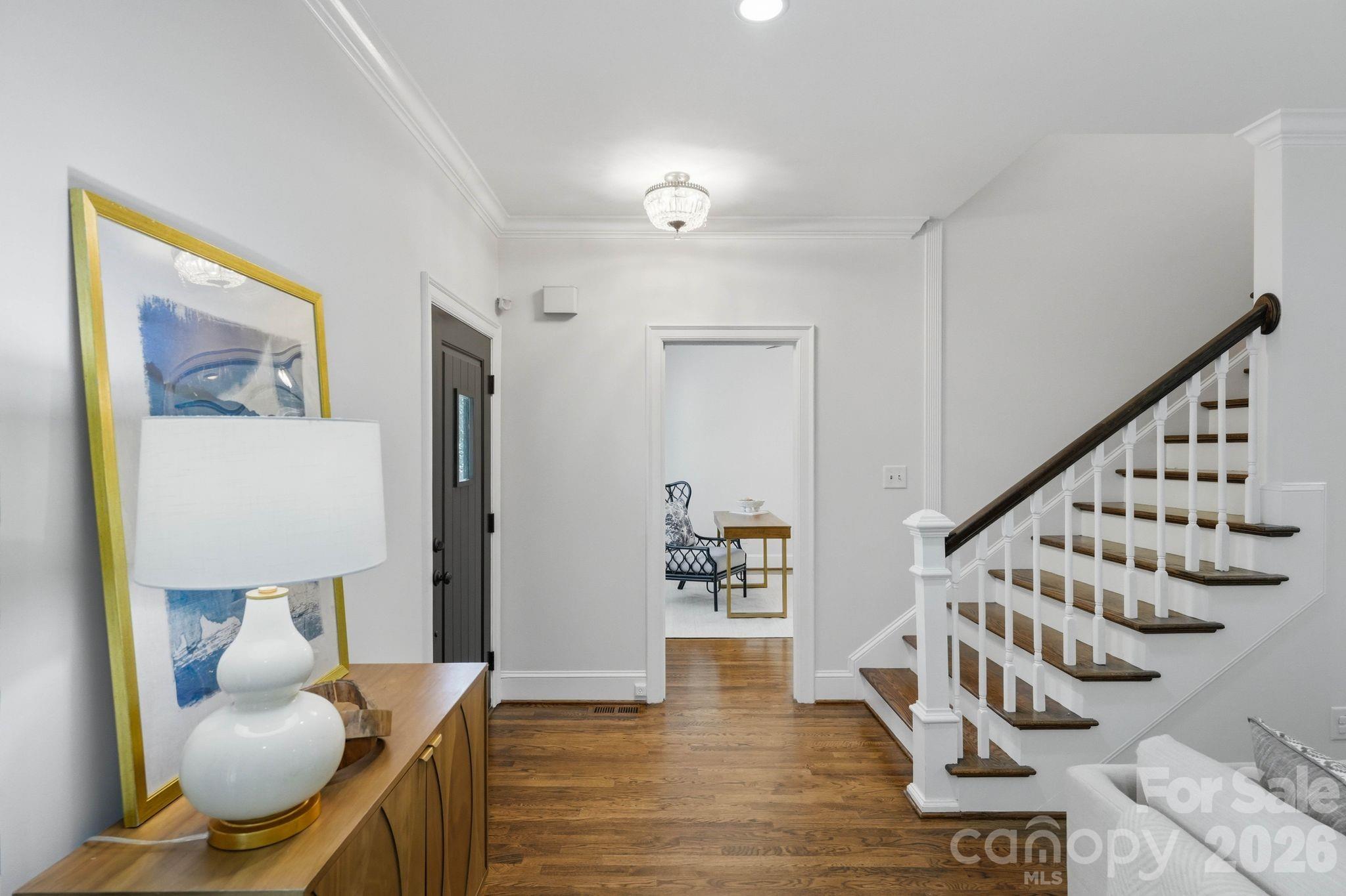 2013 Victorian Place Property Photo 8