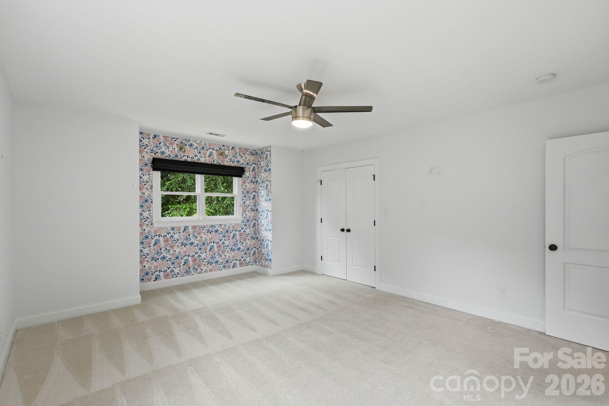 2013 Victorian Place Property Photo 26