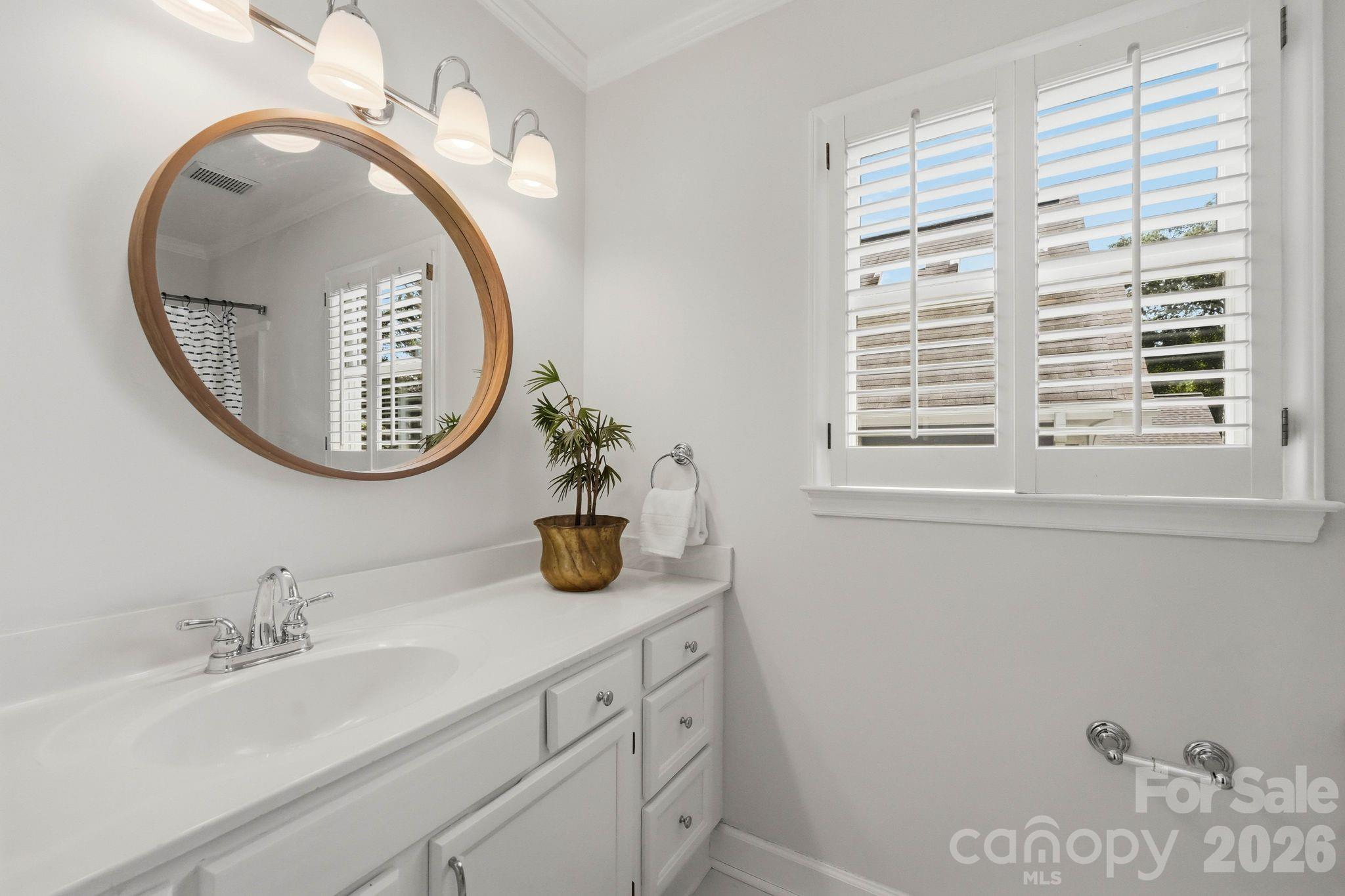 2013 Victorian Place Property Photo 27